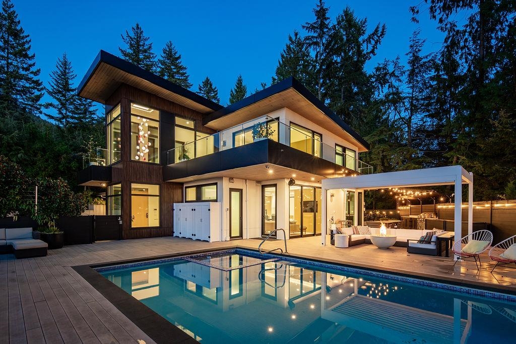 4476 Skyline Drive North Vancouver — For Sale 5,698,000 R2829725 David Chen Real Estate