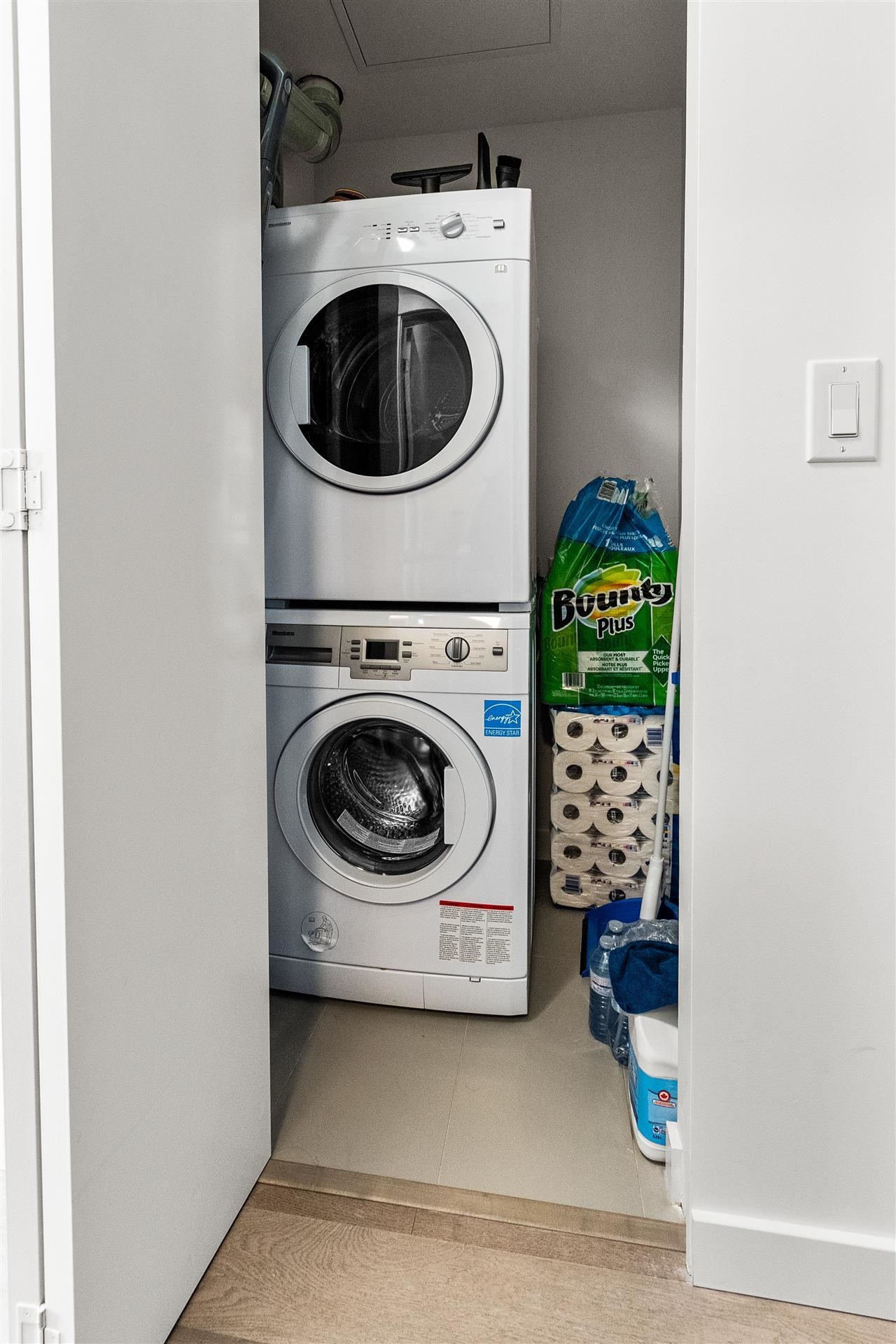 301 4171 Cambie Street, Vancouver 14