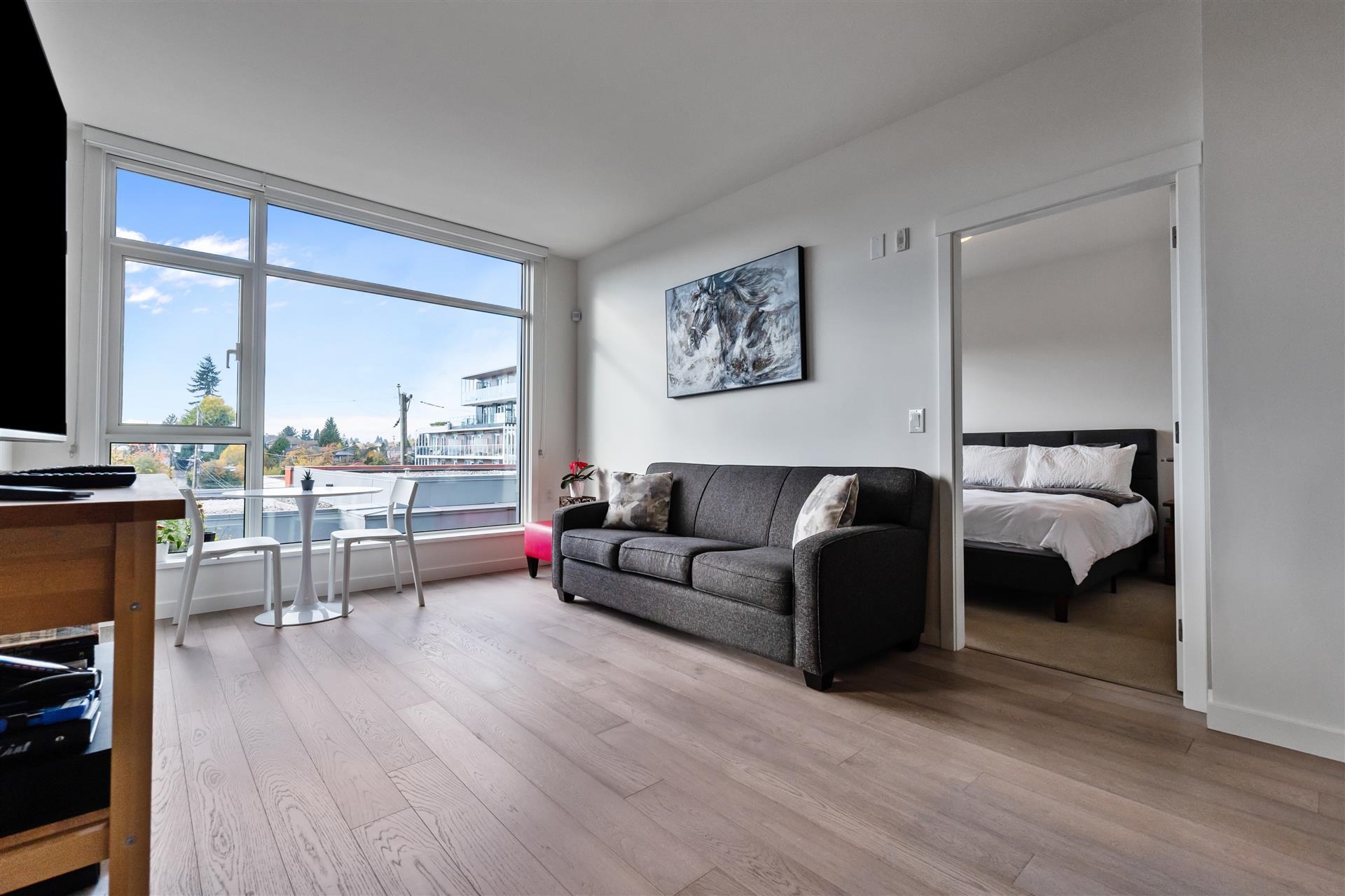 301 4171 Cambie Street, Vancouver 4