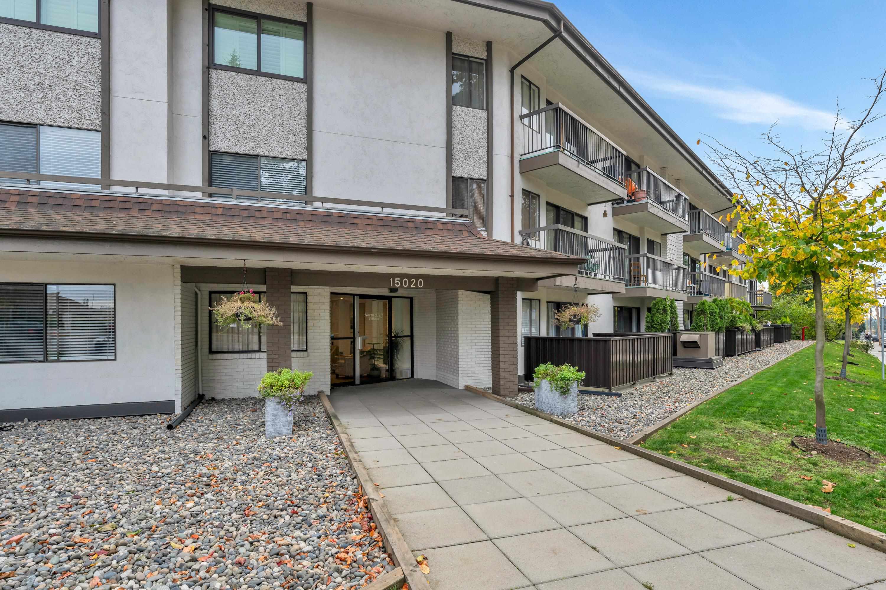 305-15020 NORTH BLUFF ROAD, White Rock, British Columbia V4B 5A4, 1 Bedroom Bedrooms, ,1 BathroomBathrooms,Residential Attached,For Sale,R2830688