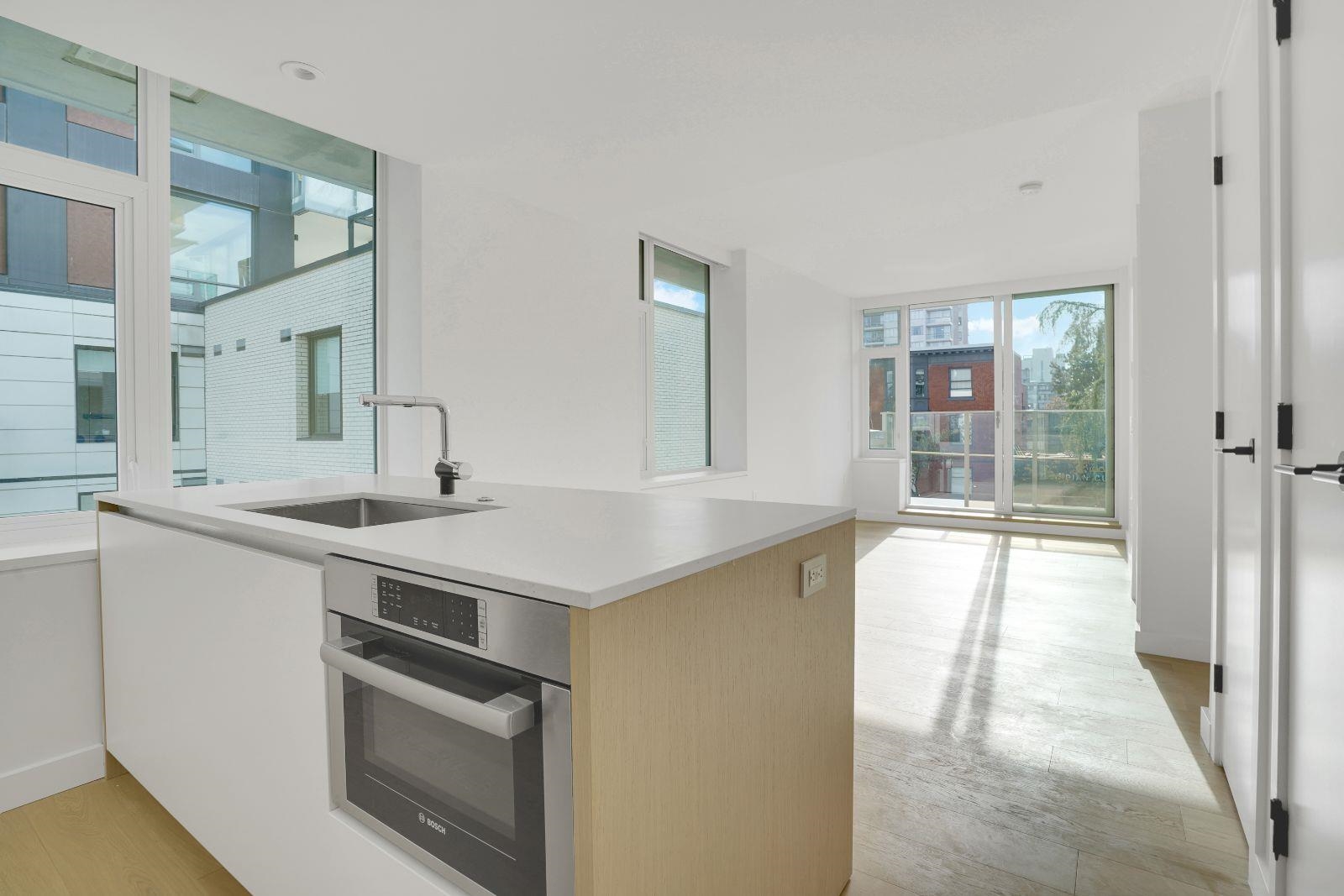 403 1365 Davie Street, Vancouver 4