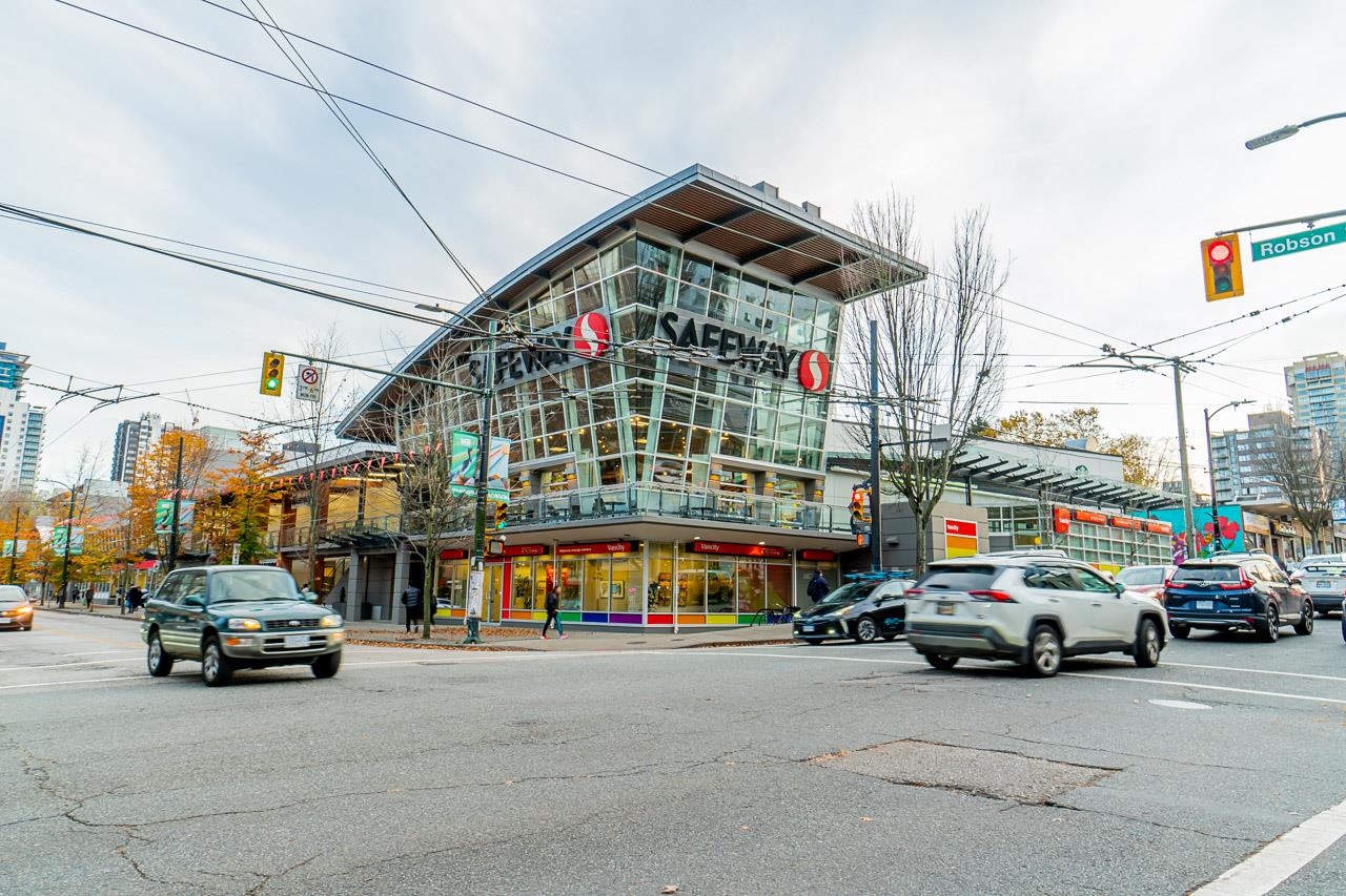 304 828 Gilford Street, Vancouver 20