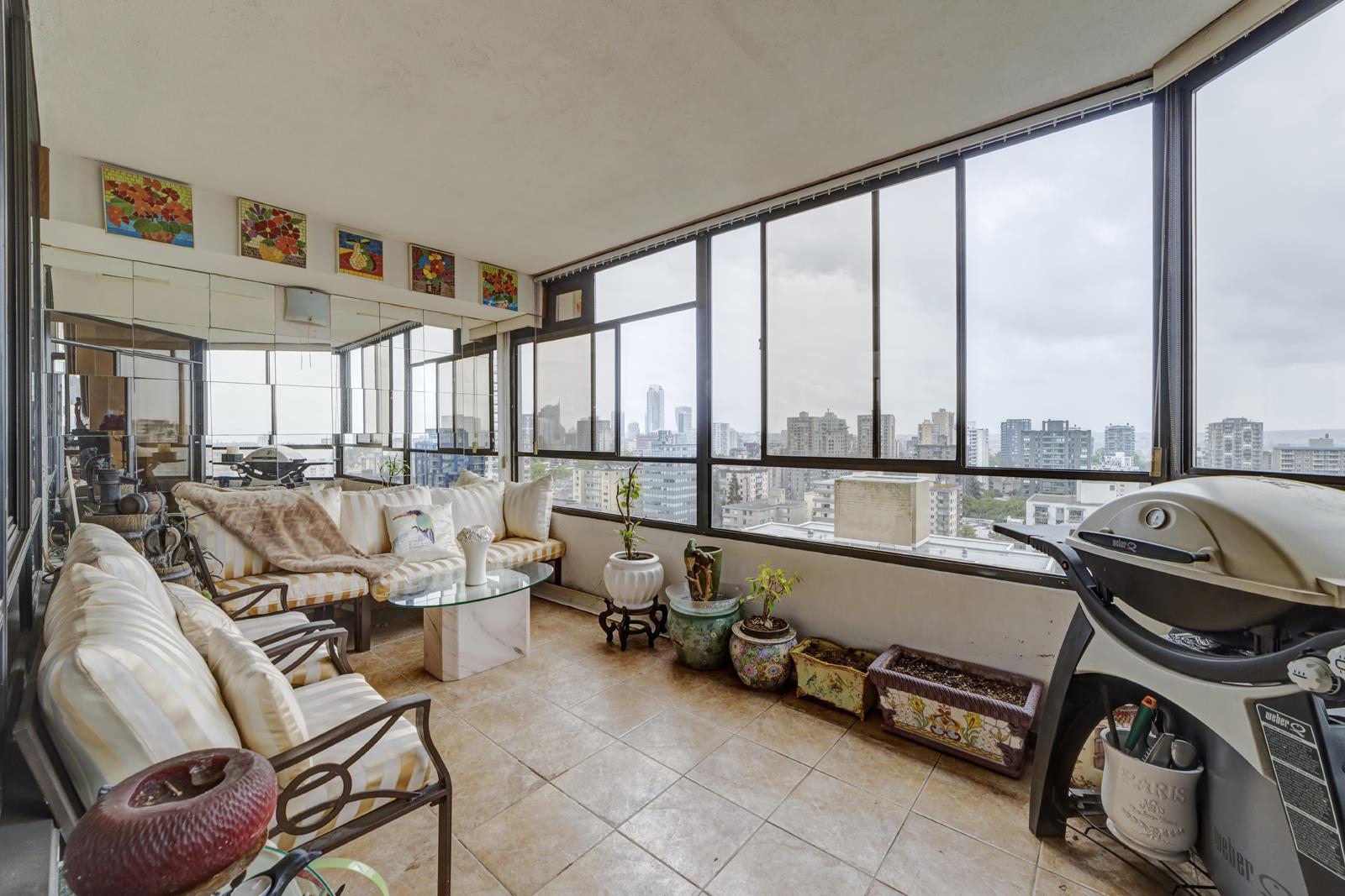 1904 738 Broughton Street, Vancouver 11