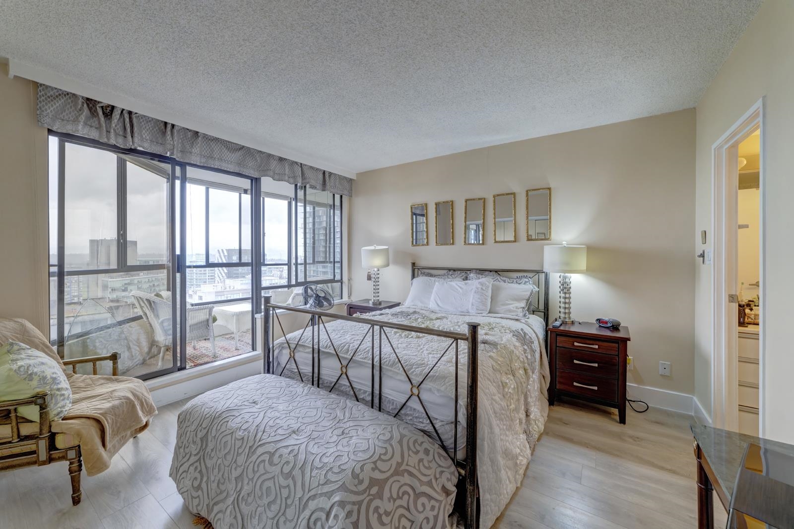 1904 738 Broughton Street, Vancouver 31