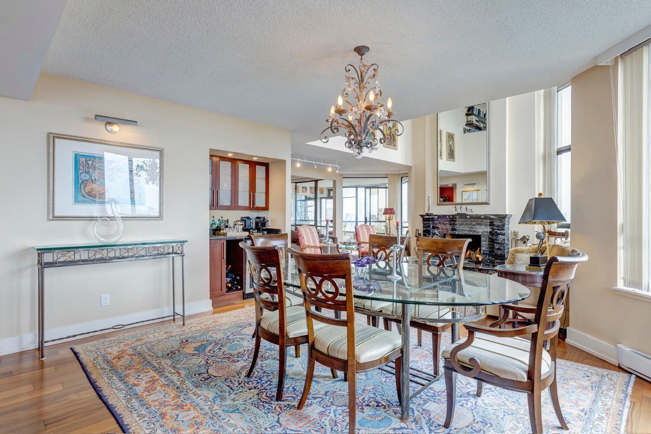 1904 738 Broughton Street, Vancouver 5