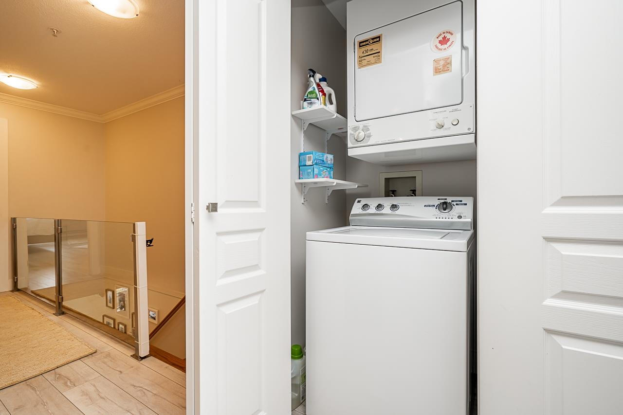 11 2138 E Kent Avenue, Vancouver 15
