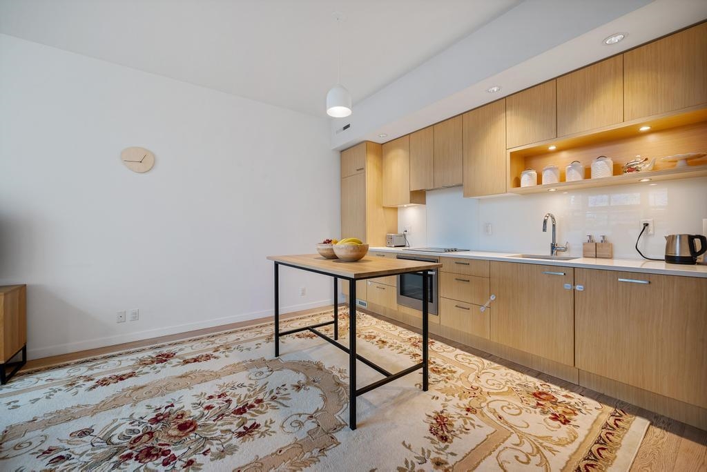 2530 Spruce Street, Vancouver 3