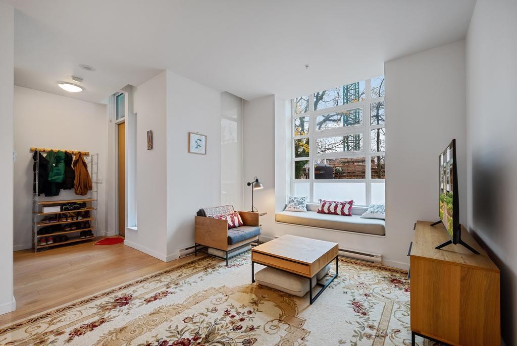 2530 Spruce Street, Vancouver 6