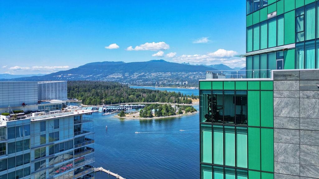 3001-277 THURLOW STREET, Vancouver, British Columbia Apartment/Condo, 3 Bedrooms, 4 Bathrooms, Residential Attached,For Sale, MLS-R2832405, Richmond Condo for Sale