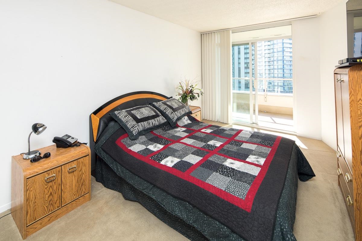 1205-6070 MCMURRAY AVENUE, Burnaby, British Columbia, 2 Bedrooms Bedrooms, ,1 BathroomBathrooms,Residential Attached,For Sale,R2832424
