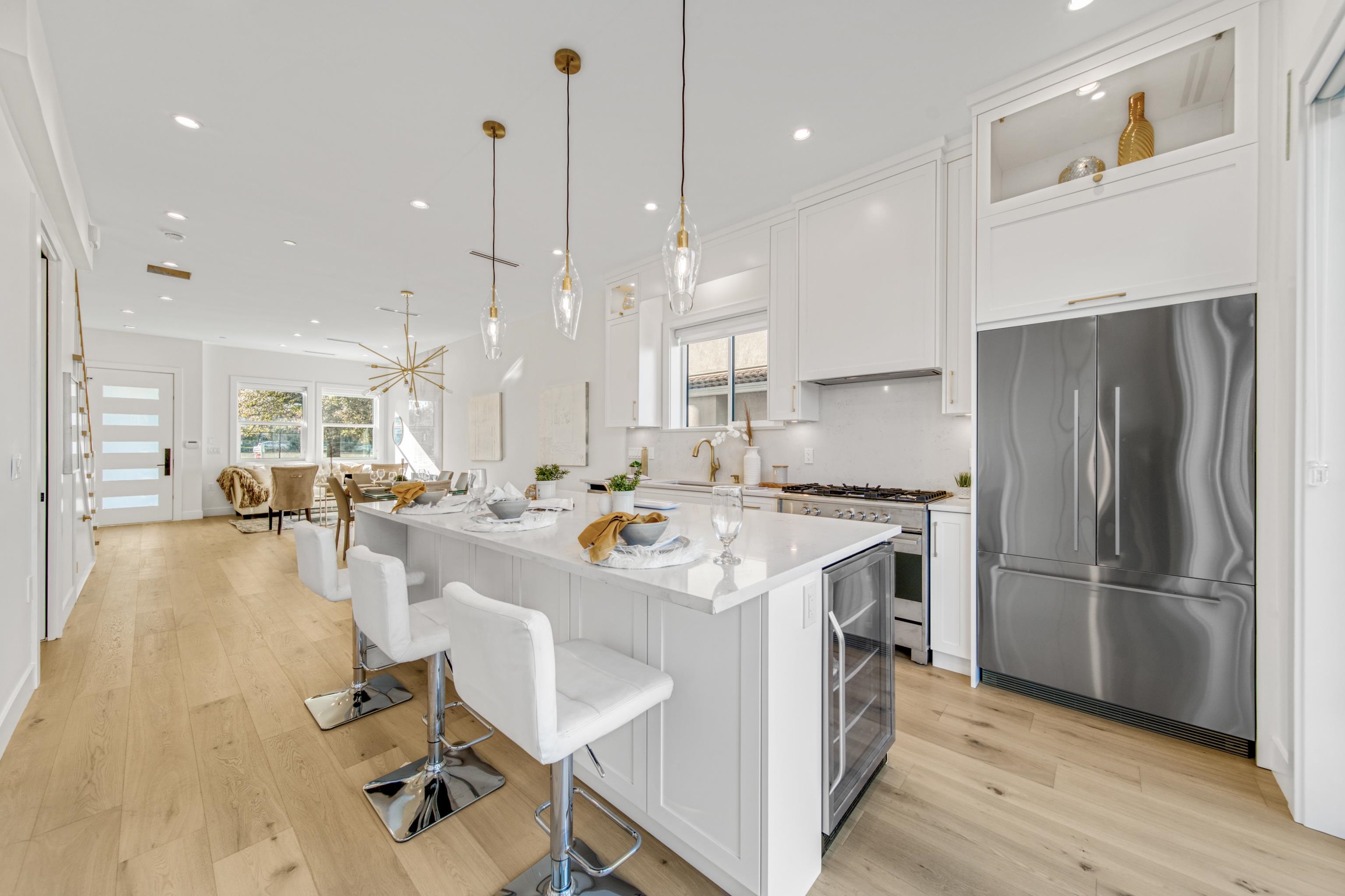 2 2537 E 20th Avenue, Vancouver 2