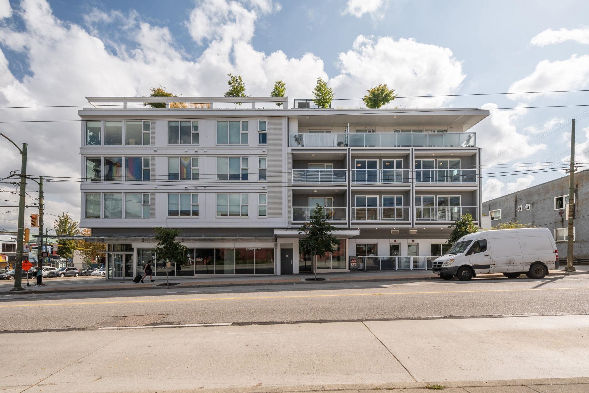 2512 Fraser Street, Vancouver 35