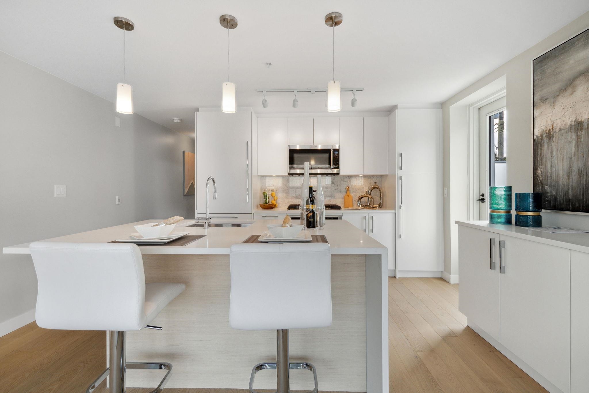 2512 Fraser Street, Vancouver 8