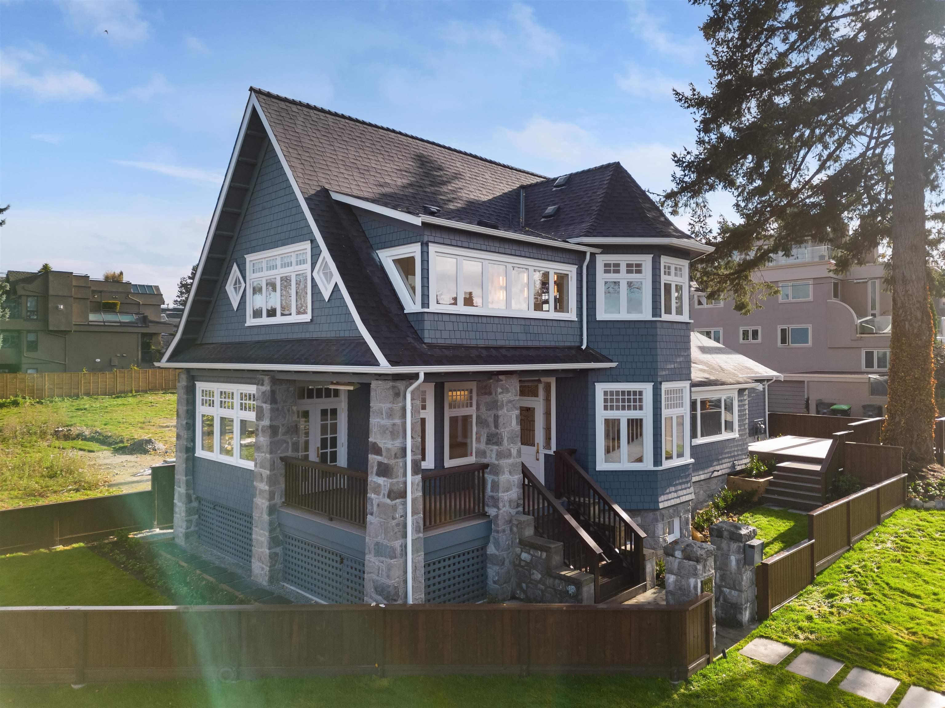 1428 Trafalgar Street, Vancouver 3