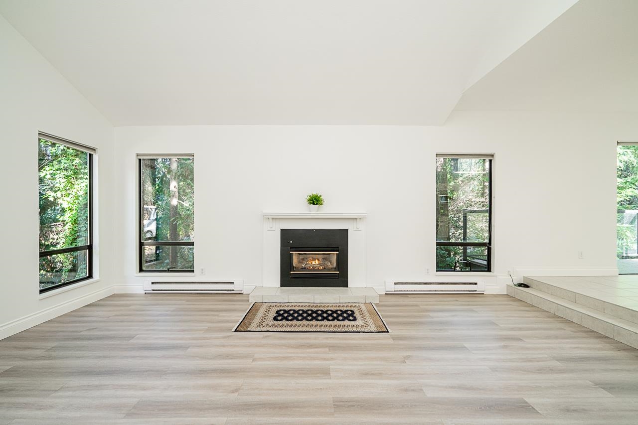 For Sale 1,649,000 2212 WINDRIDGE DRIVE, North Vancouver, BC Zealty