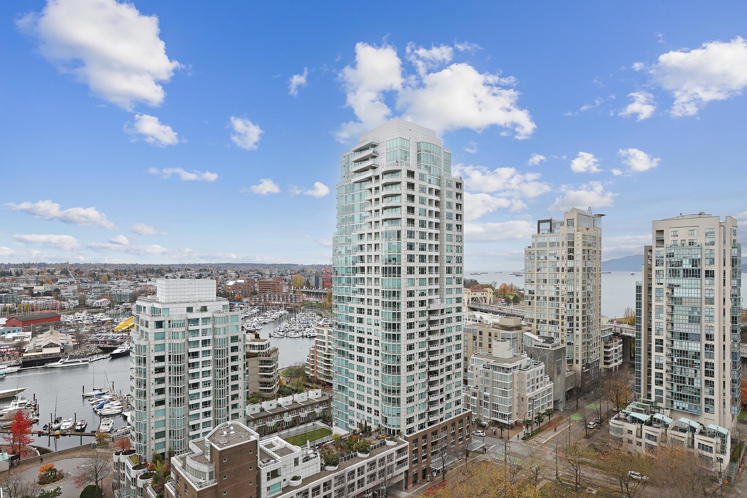 2107-1480 HOWE STREET, Vancouver, British Columbia, 1 Bedroom Bedrooms, ,1 BathroomBathrooms,Residential Attached,For Sale,R2832697