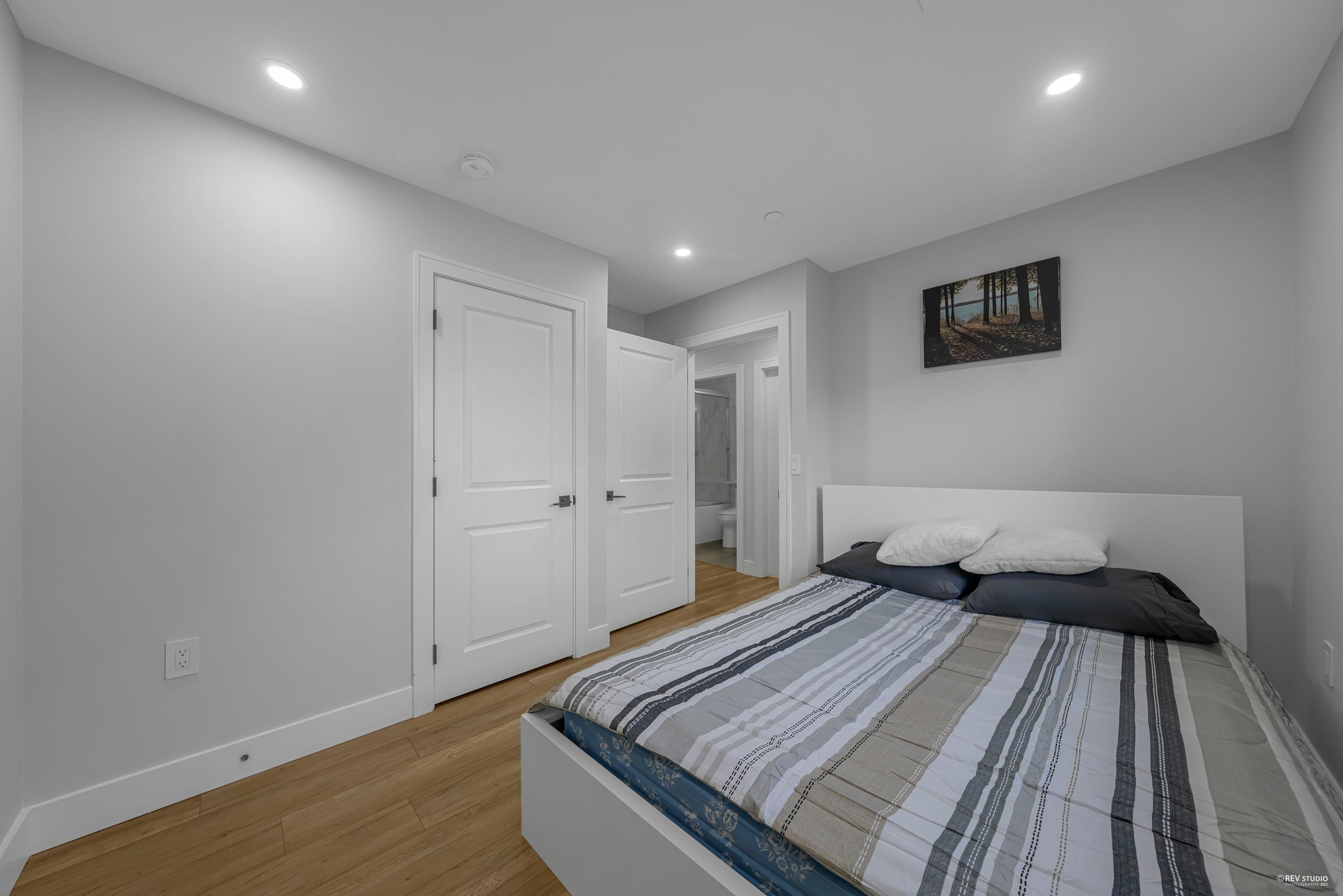 962 Renfrew Street, Vancouver 16