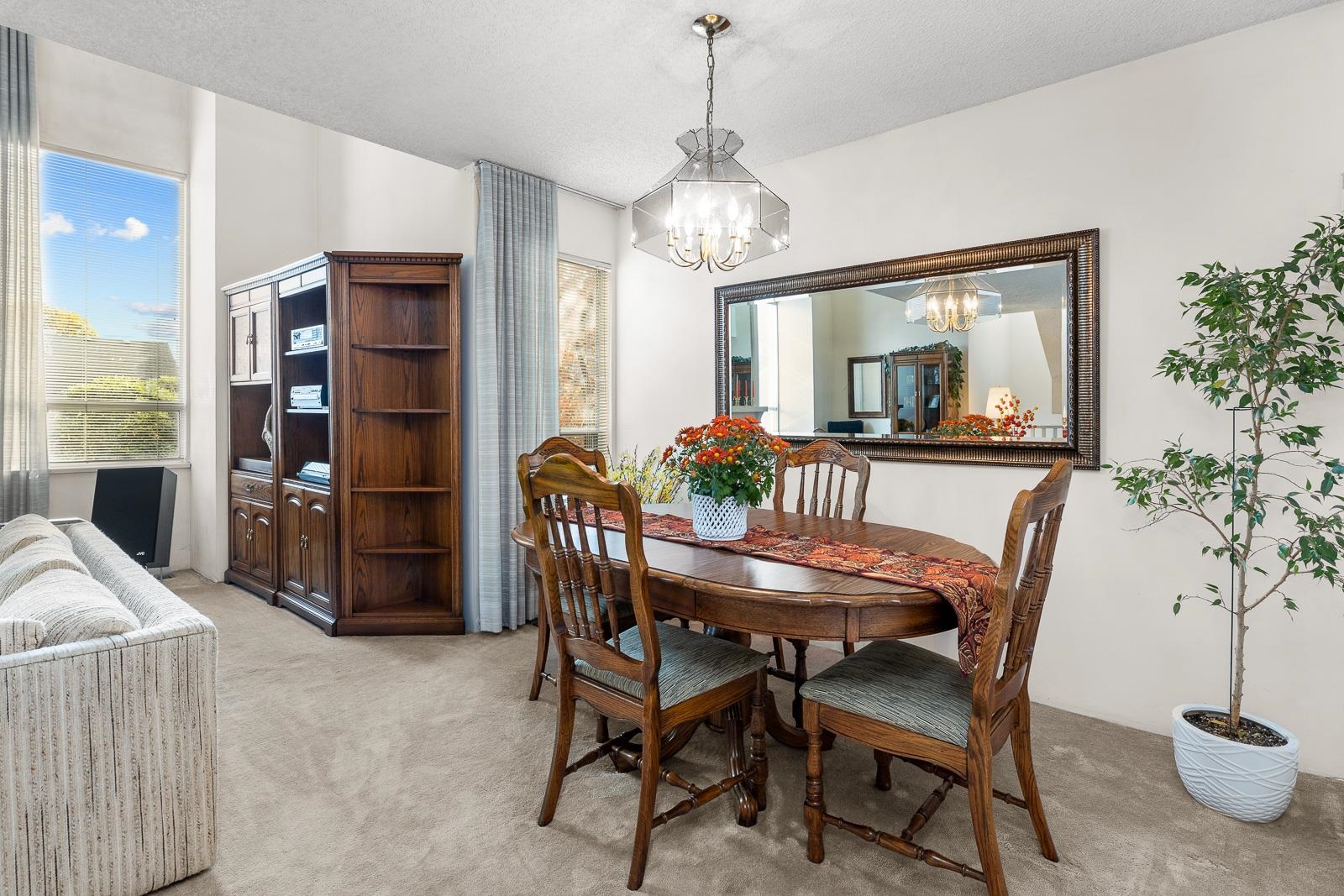 3653 Brahms Avenue, Vancouver 10