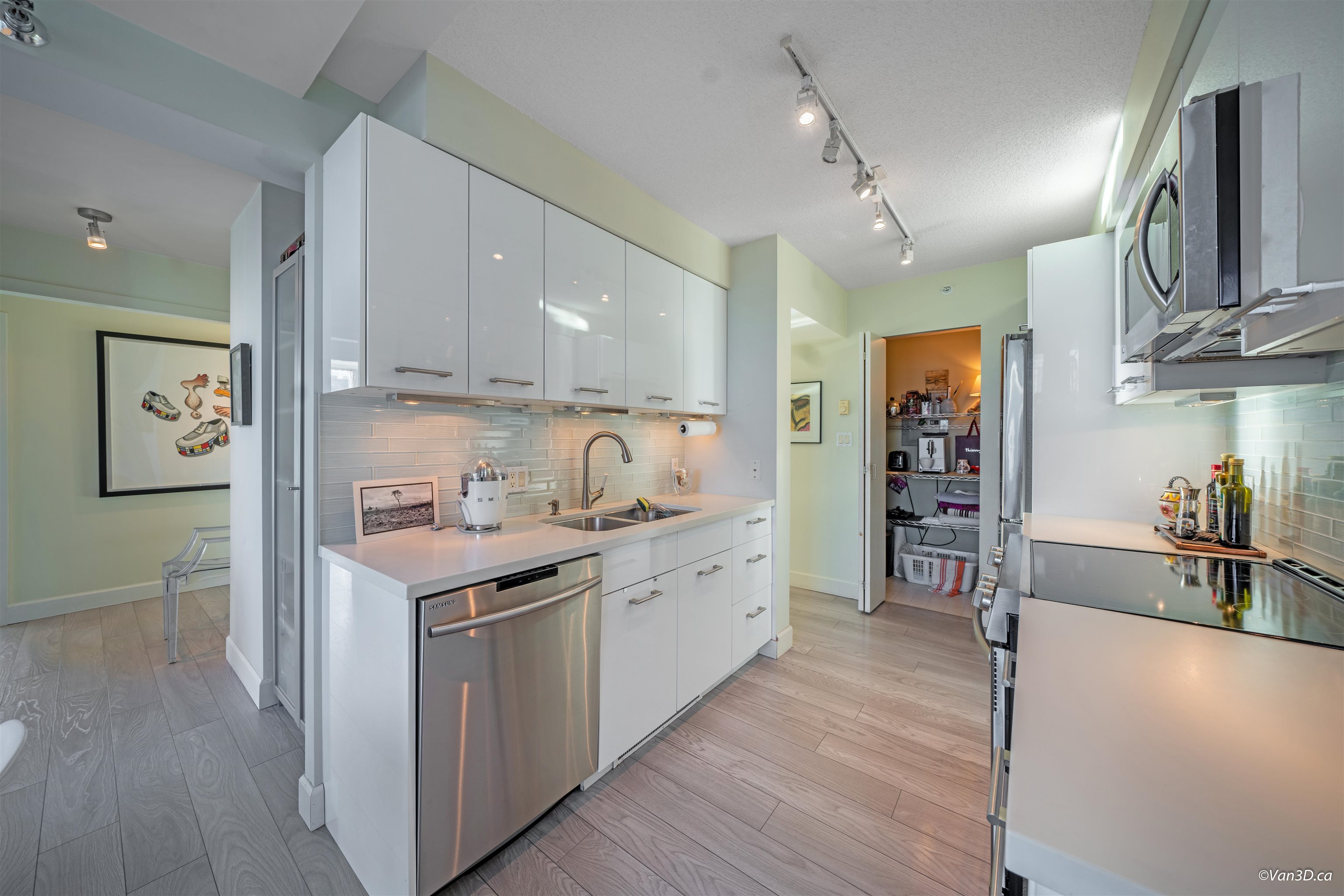 3003 1200 W Georgia Street, Vancouver 11