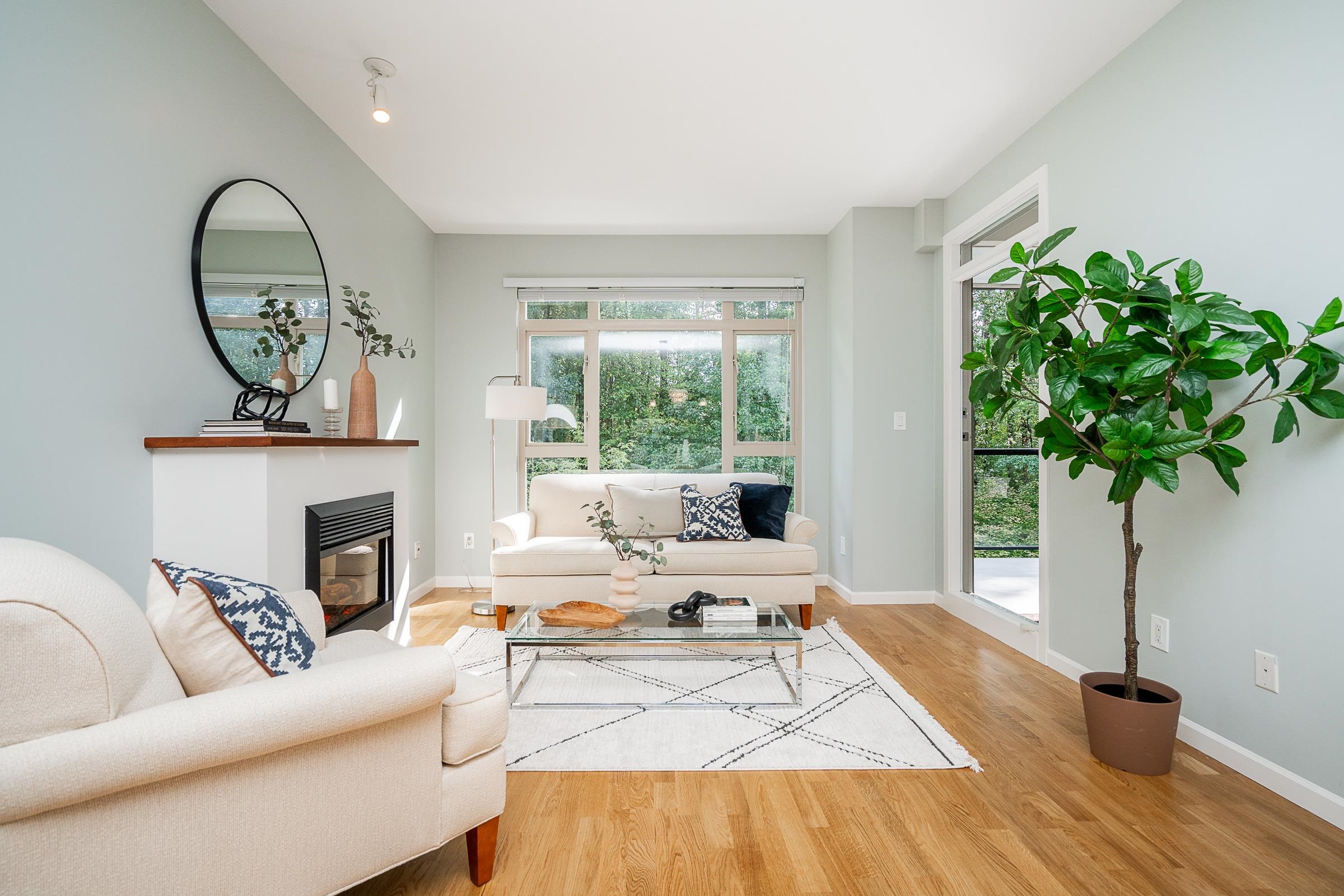 310-100 CAPILANO ROAD, Port Moody, British Columbia, 2 Bedrooms Bedrooms, ,2 BathroomsBathrooms,Residential Attached,For Sale,R2832791