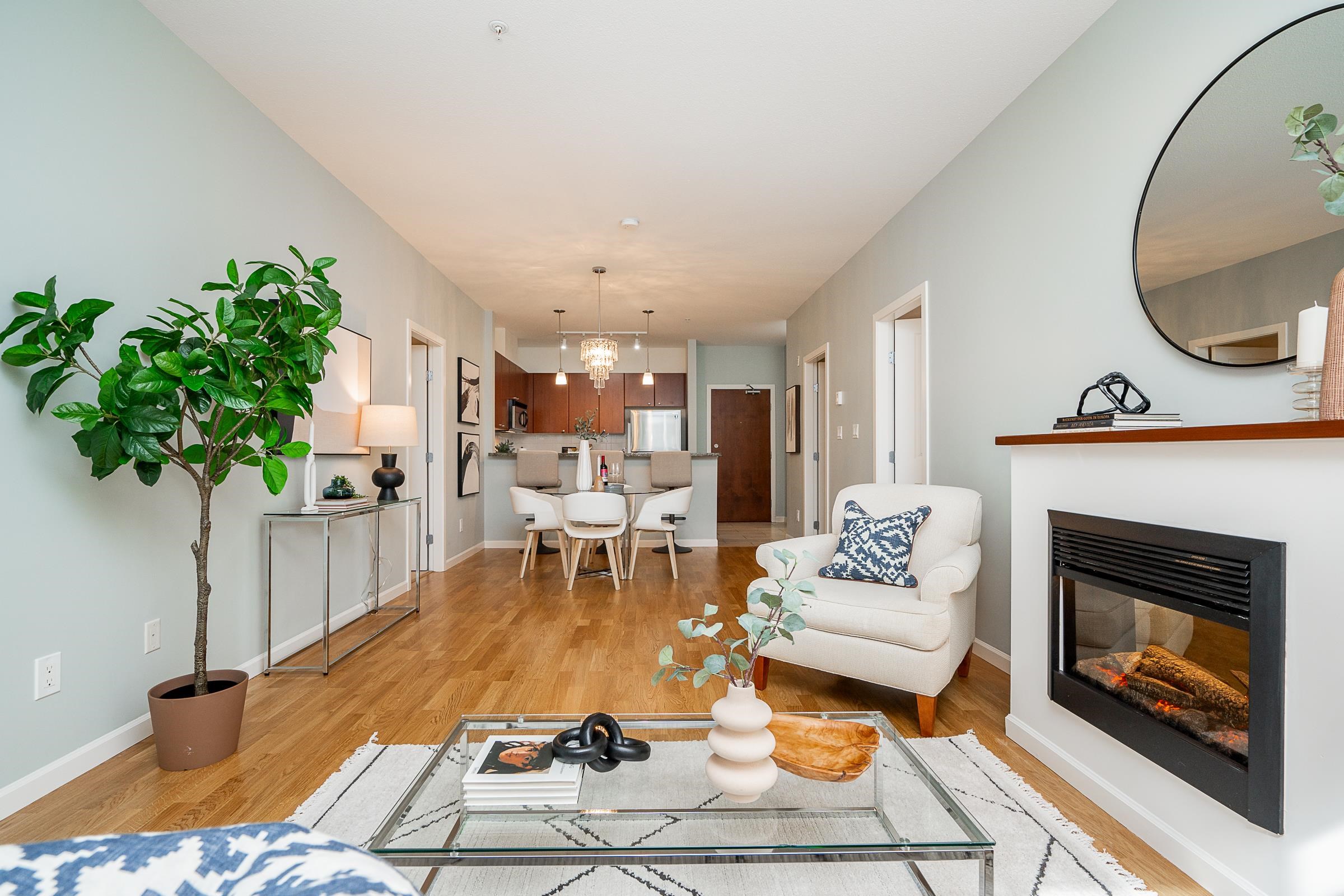 310-100 CAPILANO ROAD, Port Moody, British Columbia, 2 Bedrooms Bedrooms, ,2 BathroomsBathrooms,Residential Attached,For Sale,R2832791