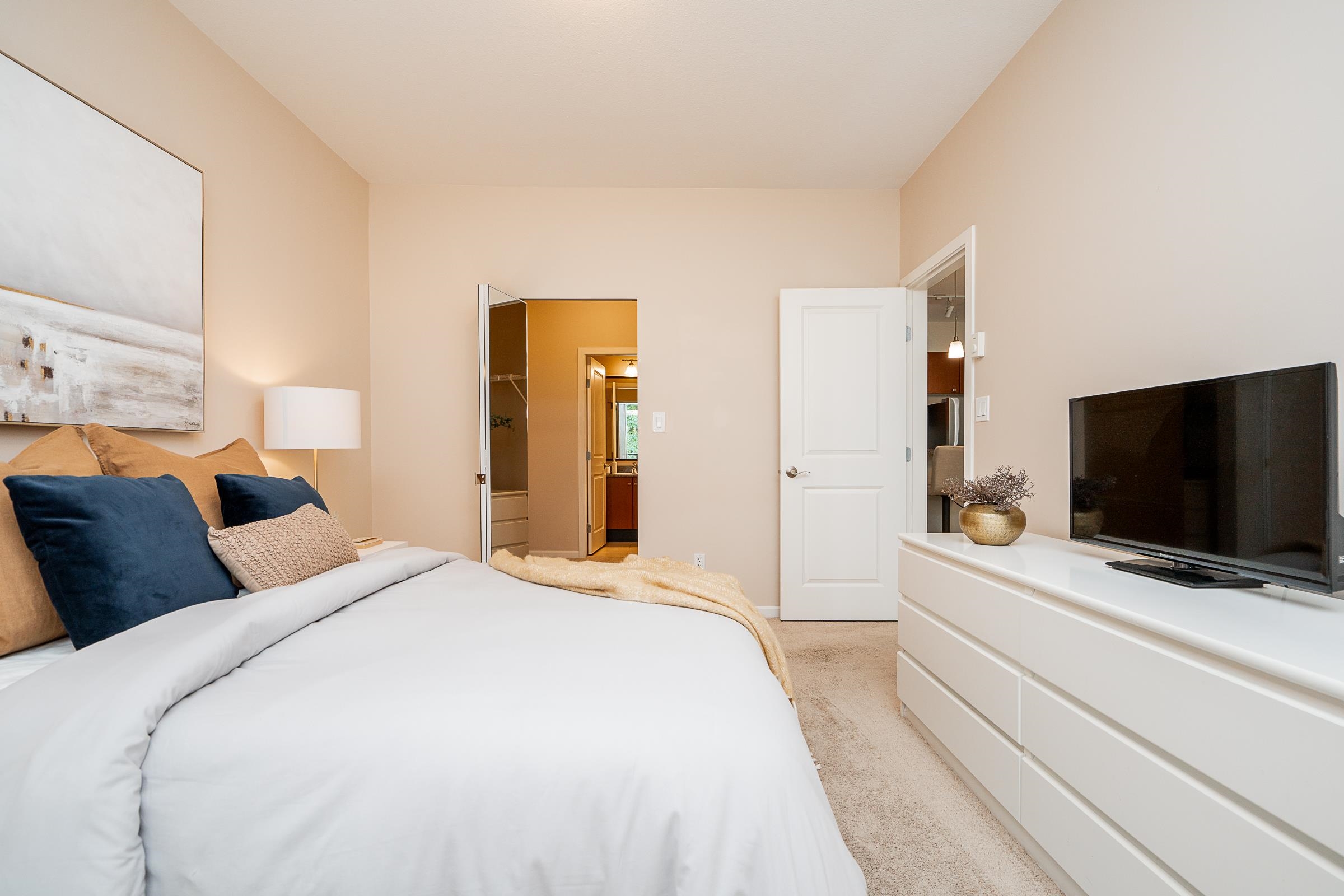 310-100 CAPILANO ROAD, Port Moody, British Columbia, 2 Bedrooms Bedrooms, ,2 BathroomsBathrooms,Residential Attached,For Sale,R2832791