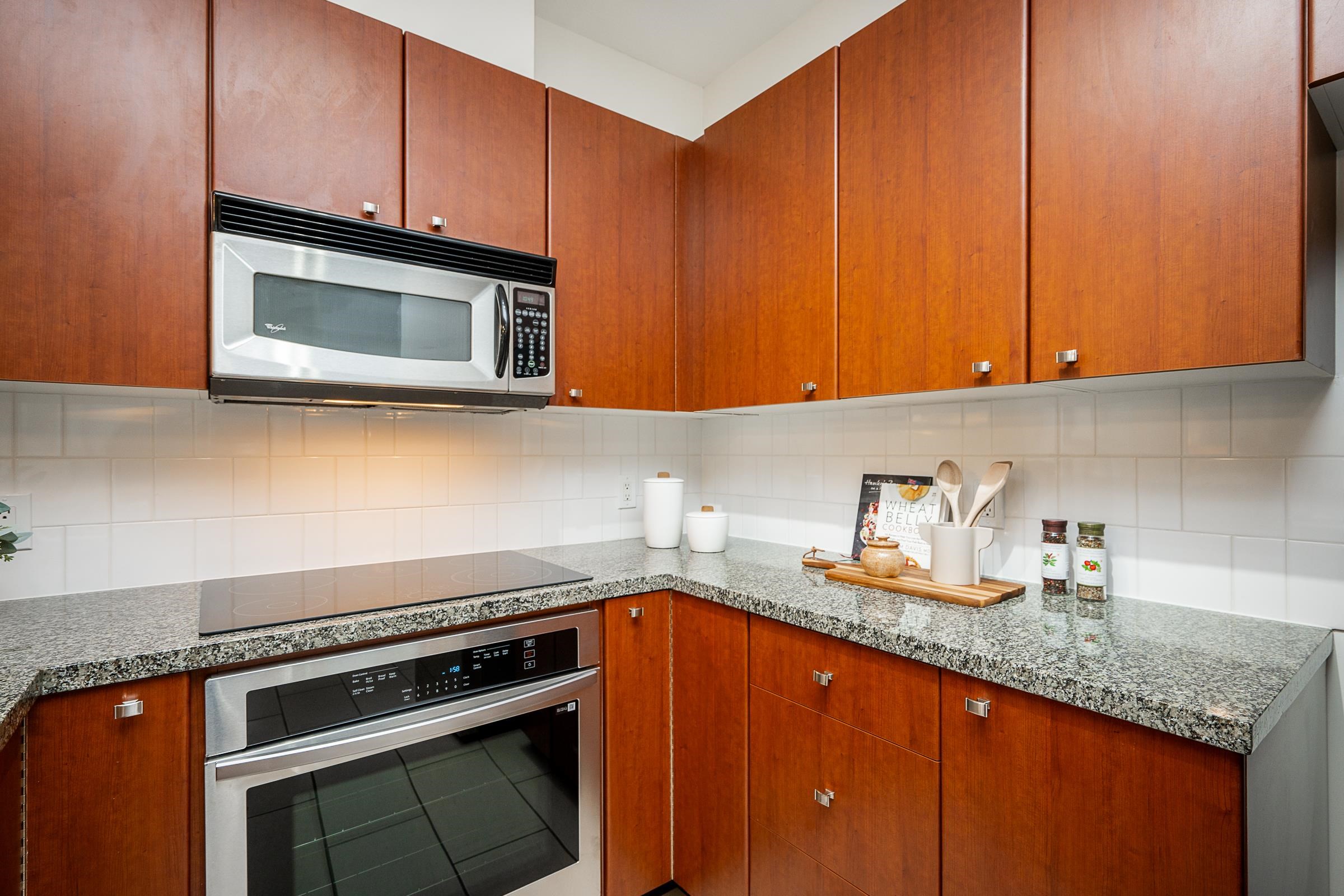 310-100 CAPILANO ROAD, Port Moody, British Columbia, 2 Bedrooms Bedrooms, ,2 BathroomsBathrooms,Residential Attached,For Sale,R2832791