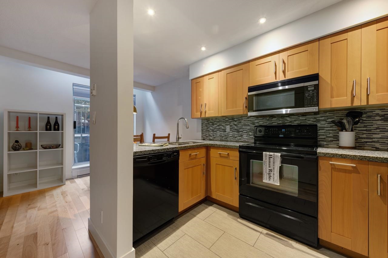 30 795 W 8th Avenue, Vancouver 5