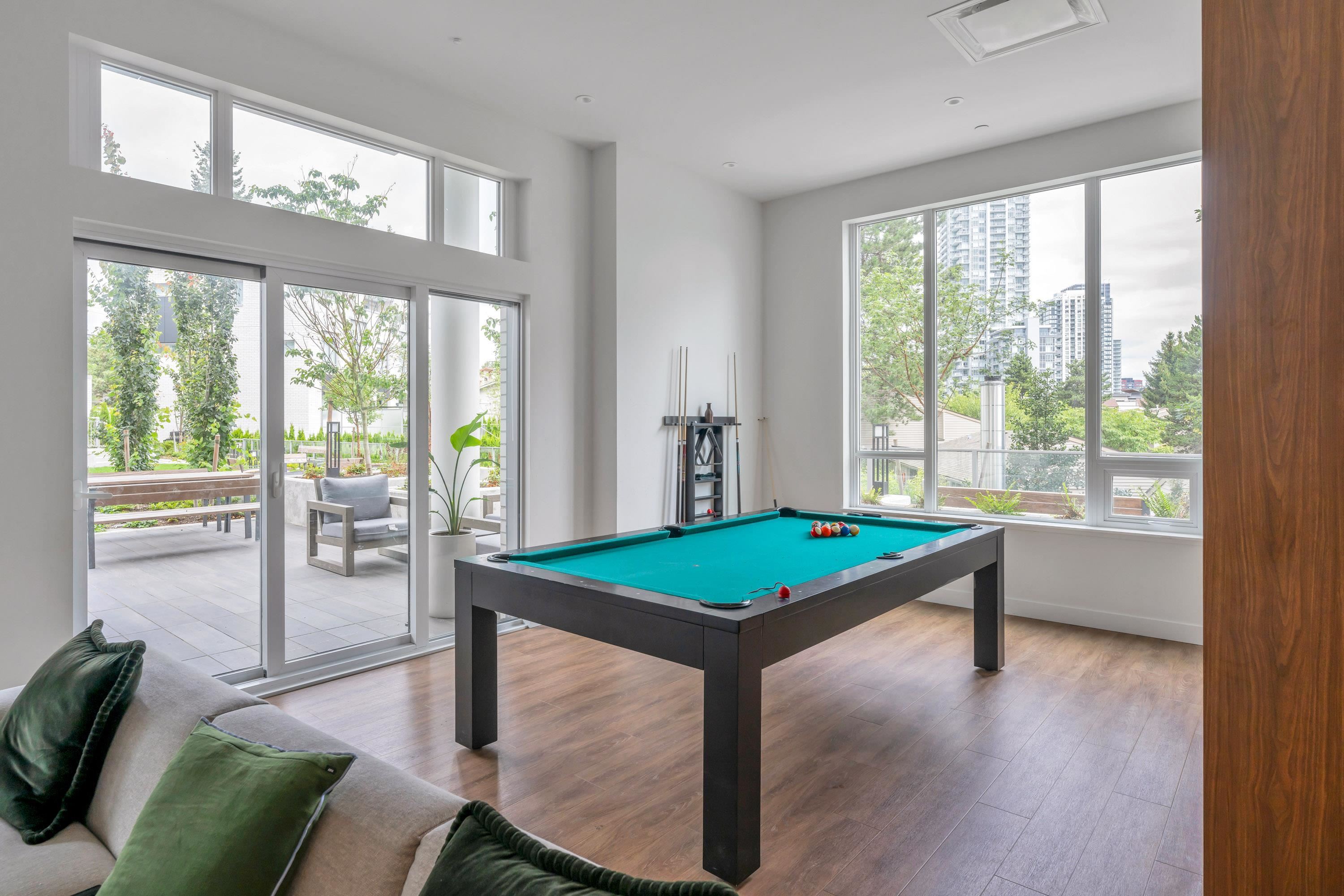 2107-13359 OLD YALE ROAD, Surrey, British Columbia, 2 Bedrooms Bedrooms, ,2 BathroomsBathrooms,Residential Attached,For Sale,R2832815