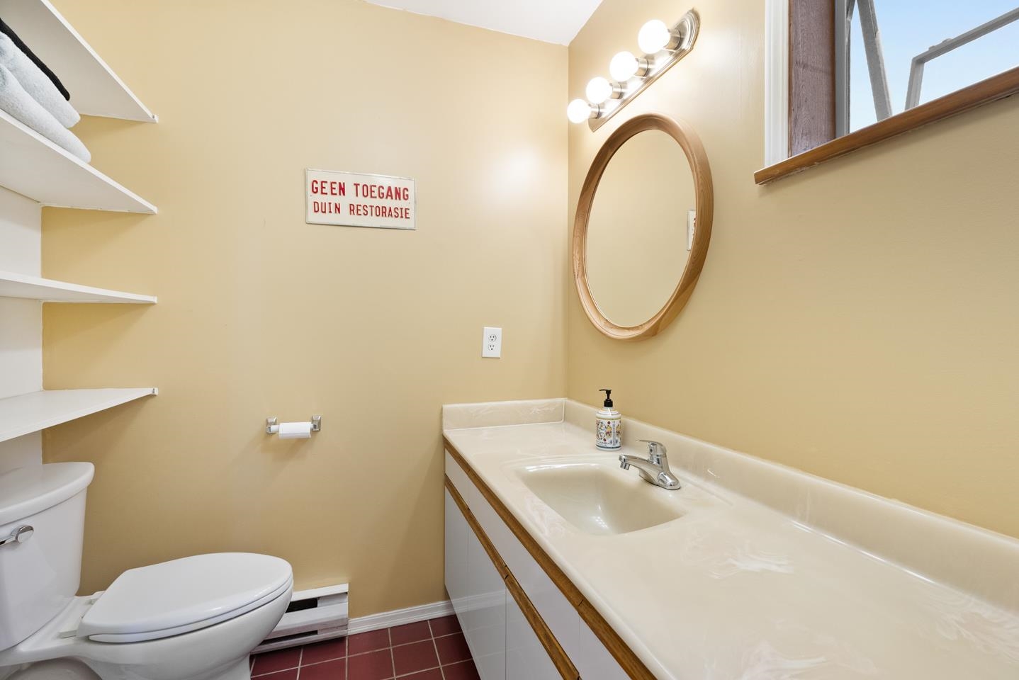 1220 Arbutus Street, Vancouver 18