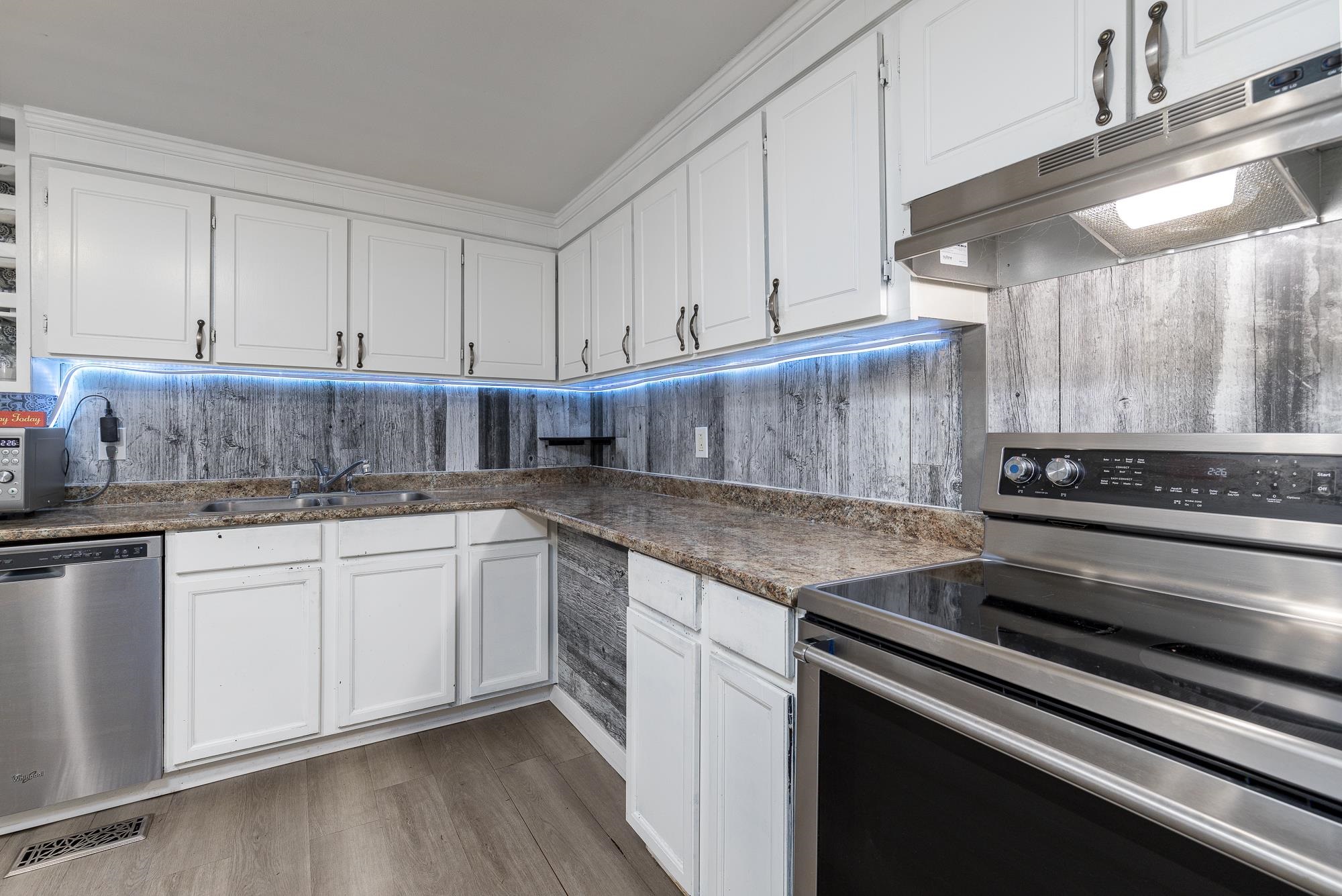 Wilson Lam Realtor, 34-24330 FRASER HIGHWAY, Langley, British Columbia V4W 2V1, 2 Bedrooms, 1 Bathroom, Residential Detached,For Sale ,R2832885