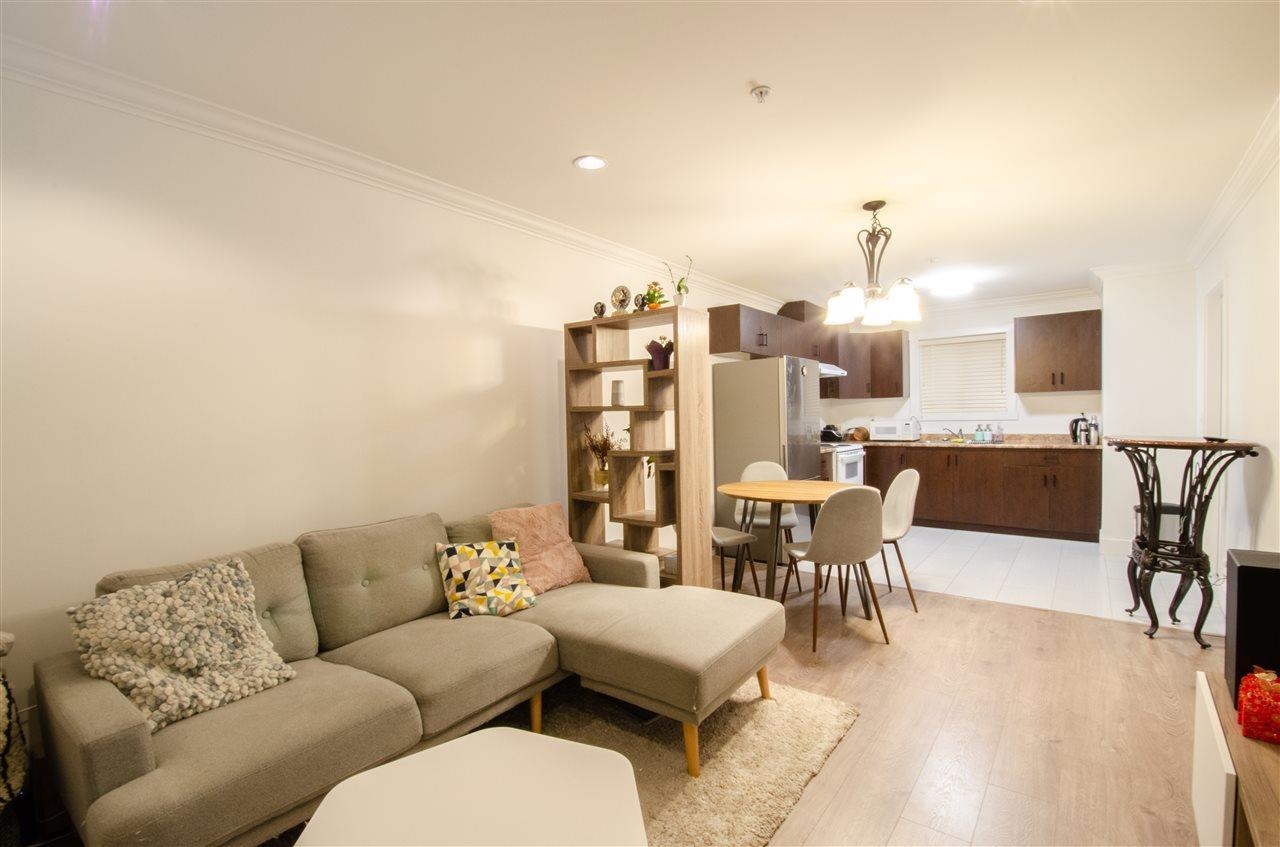 2477 St. Lawrence Street, Vancouver 18