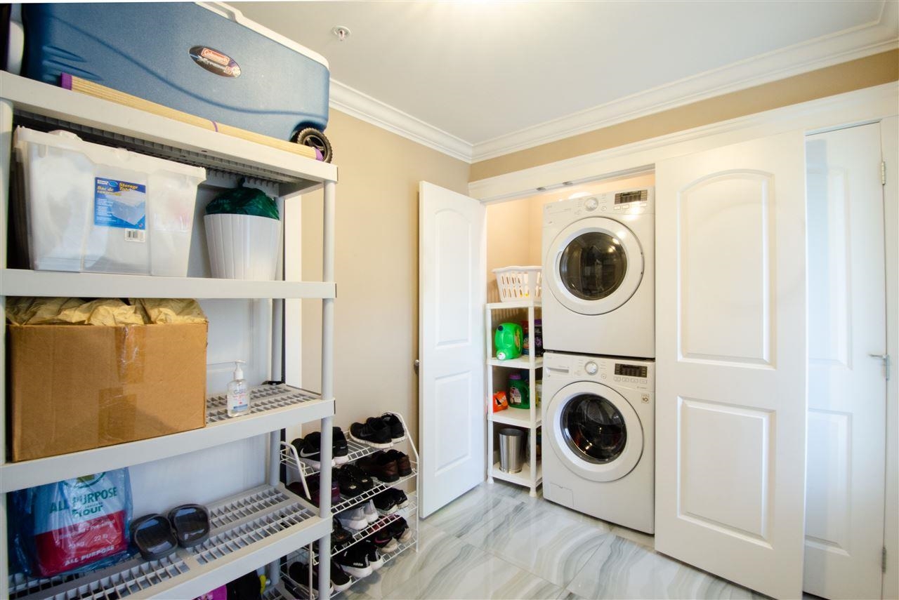 2477 St. Lawrence Street, Vancouver 3