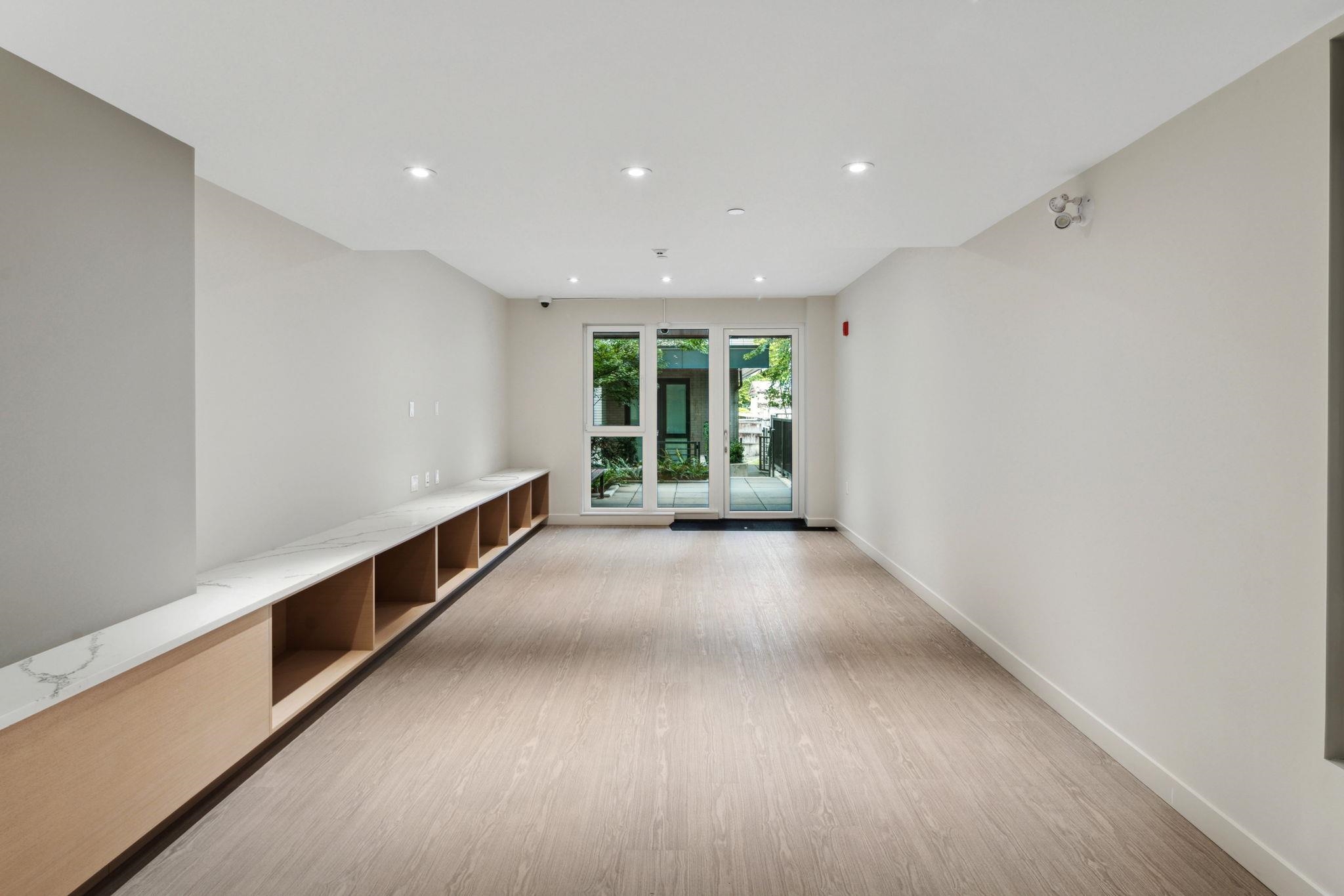 305 5383 Cambie Street, Vancouver 24