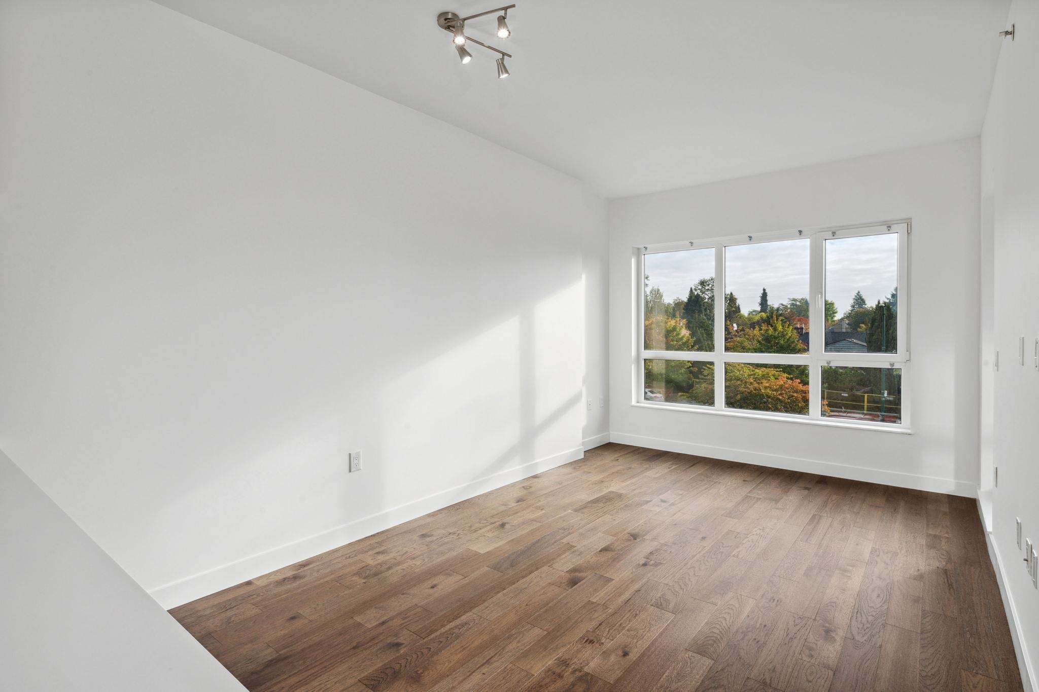 305 5383 Cambie Street, Vancouver 3