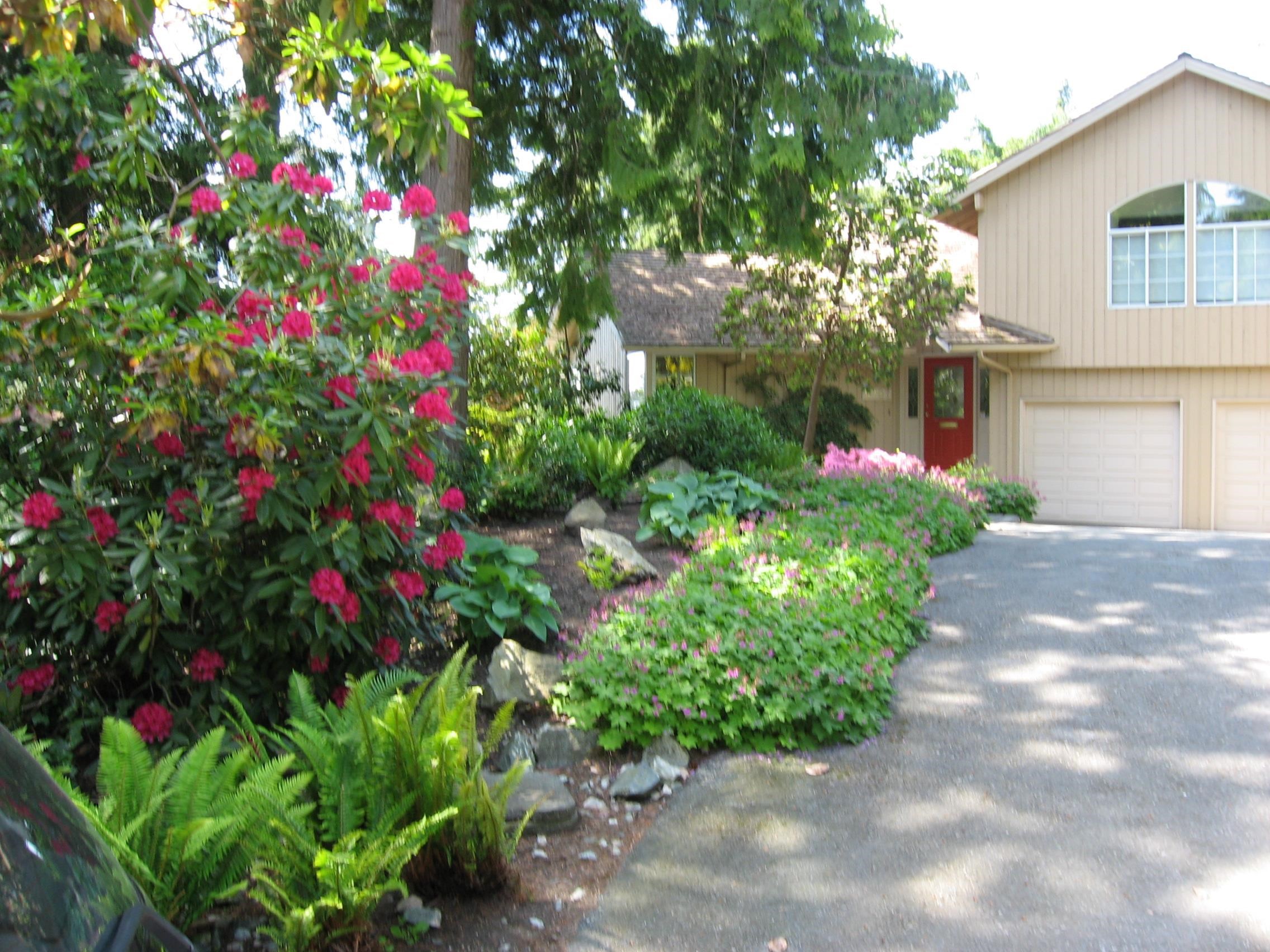 5707 BLUEBELL DRIVE, West Vancouver, British Columbia, 5 Bedrooms Bedrooms, ,4 BathroomsBathrooms,Residential Detached,For Sale,R2833039