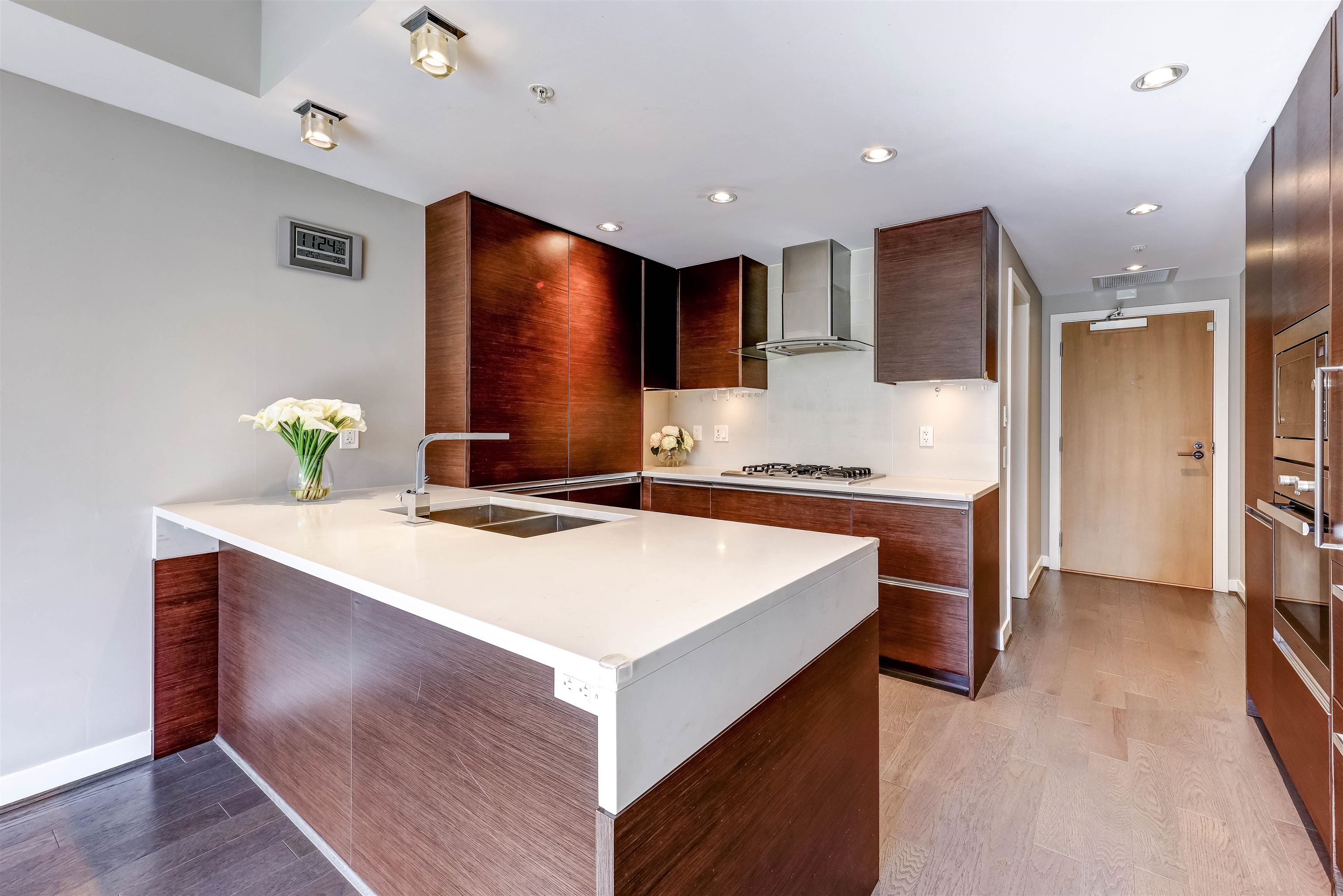 312 505 W 30th Avenue, Vancouver 4