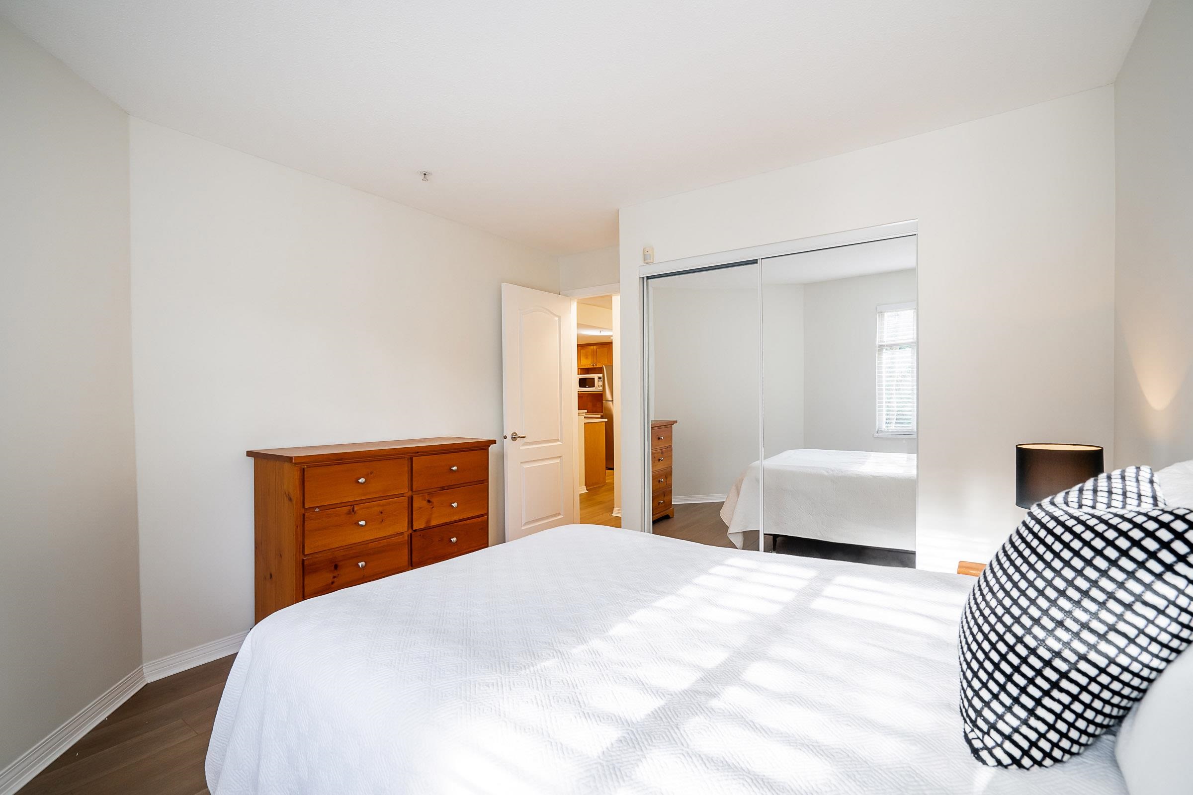 11 3036 W 4th Avenue, Vancouver 11