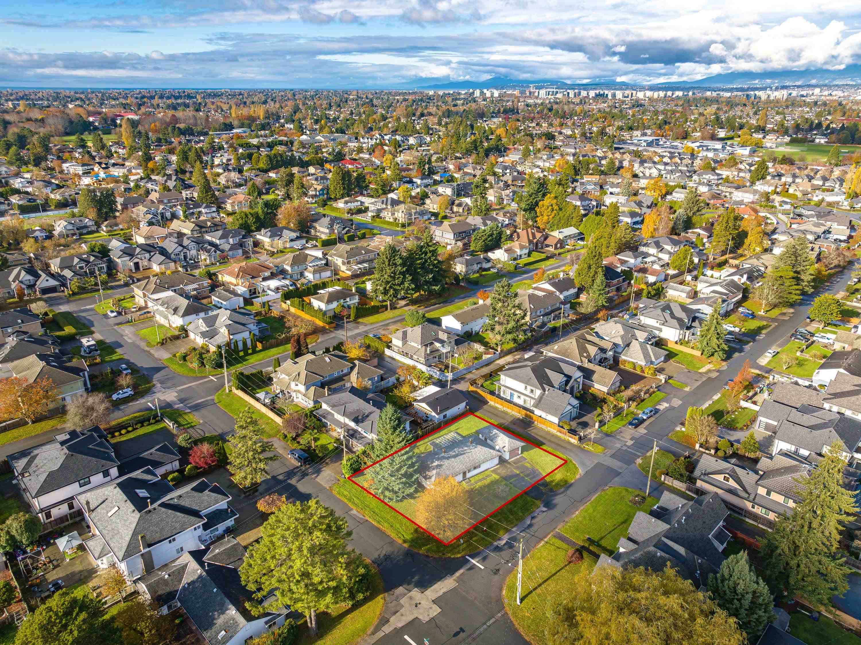 sold-10900-dennis-crescent-richmond-bc-zealty