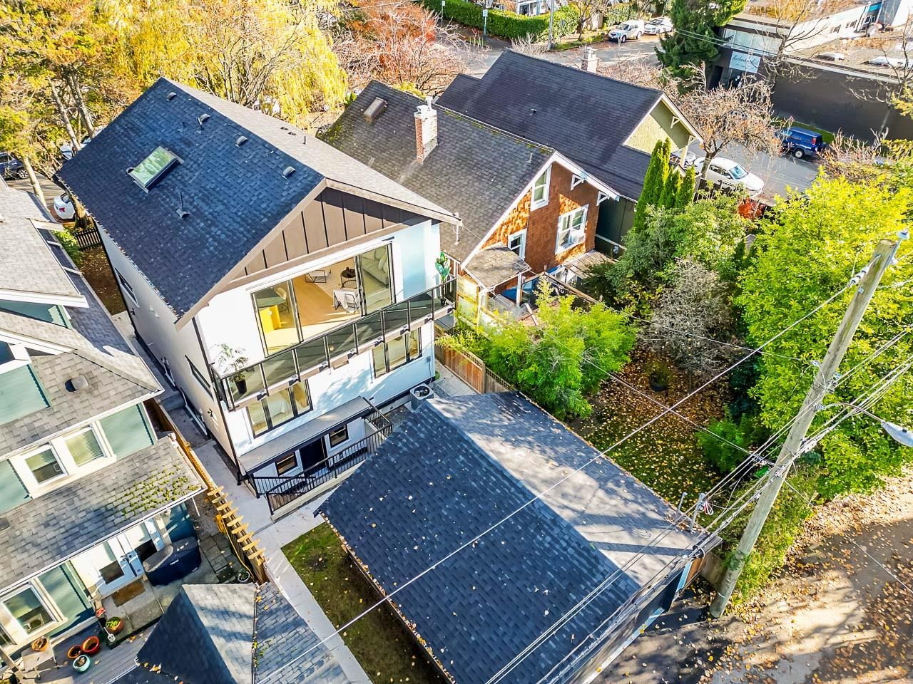 1037 Odlum Drive, Vancouver 34