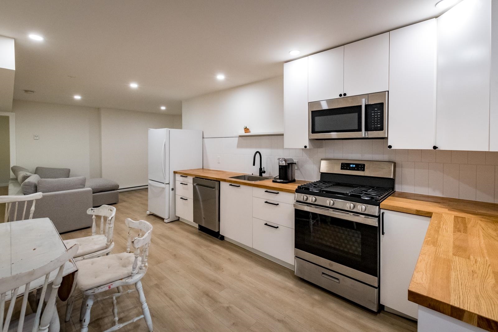 Suite kitchen