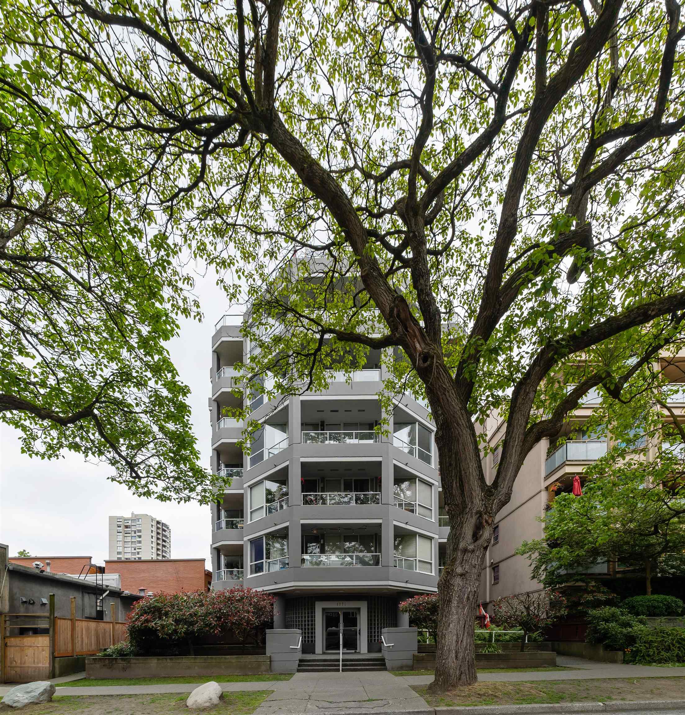 502 1771 Nelson Street, Vancouver 17