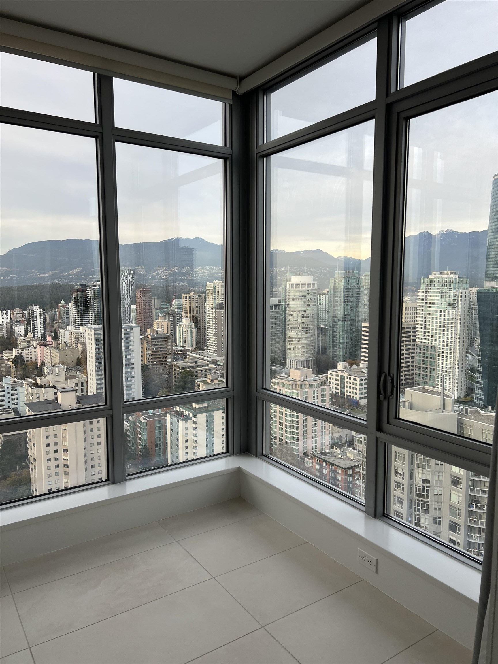 3206-1028 BARCLAY STREET, Vancouver, British Columbia, 2 Bedrooms Bedrooms, ,2 BathroomsBathrooms,Residential Attached,For Sale,R2833411