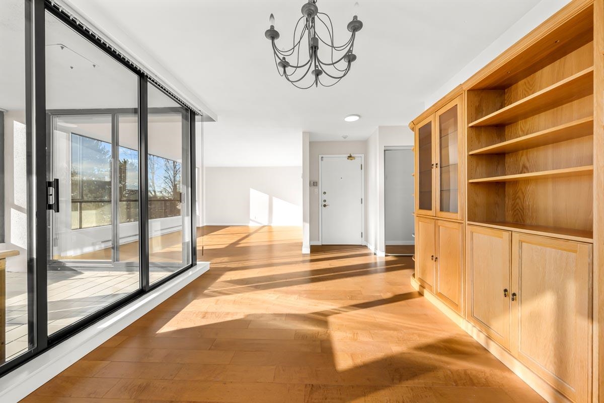 502 2115 W 40th Avenue, Vancouver 15