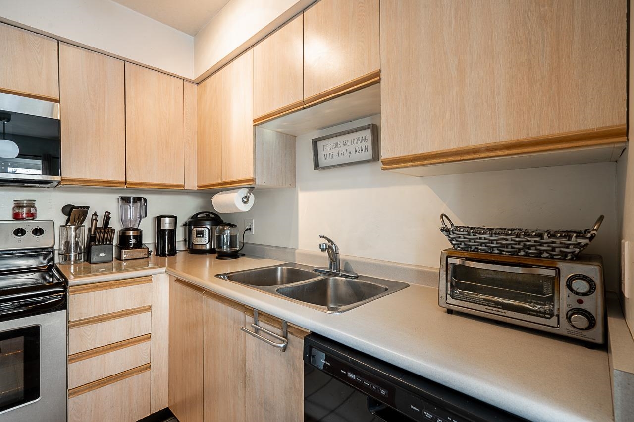 406 2133 Dundas Street, Vancouver 15