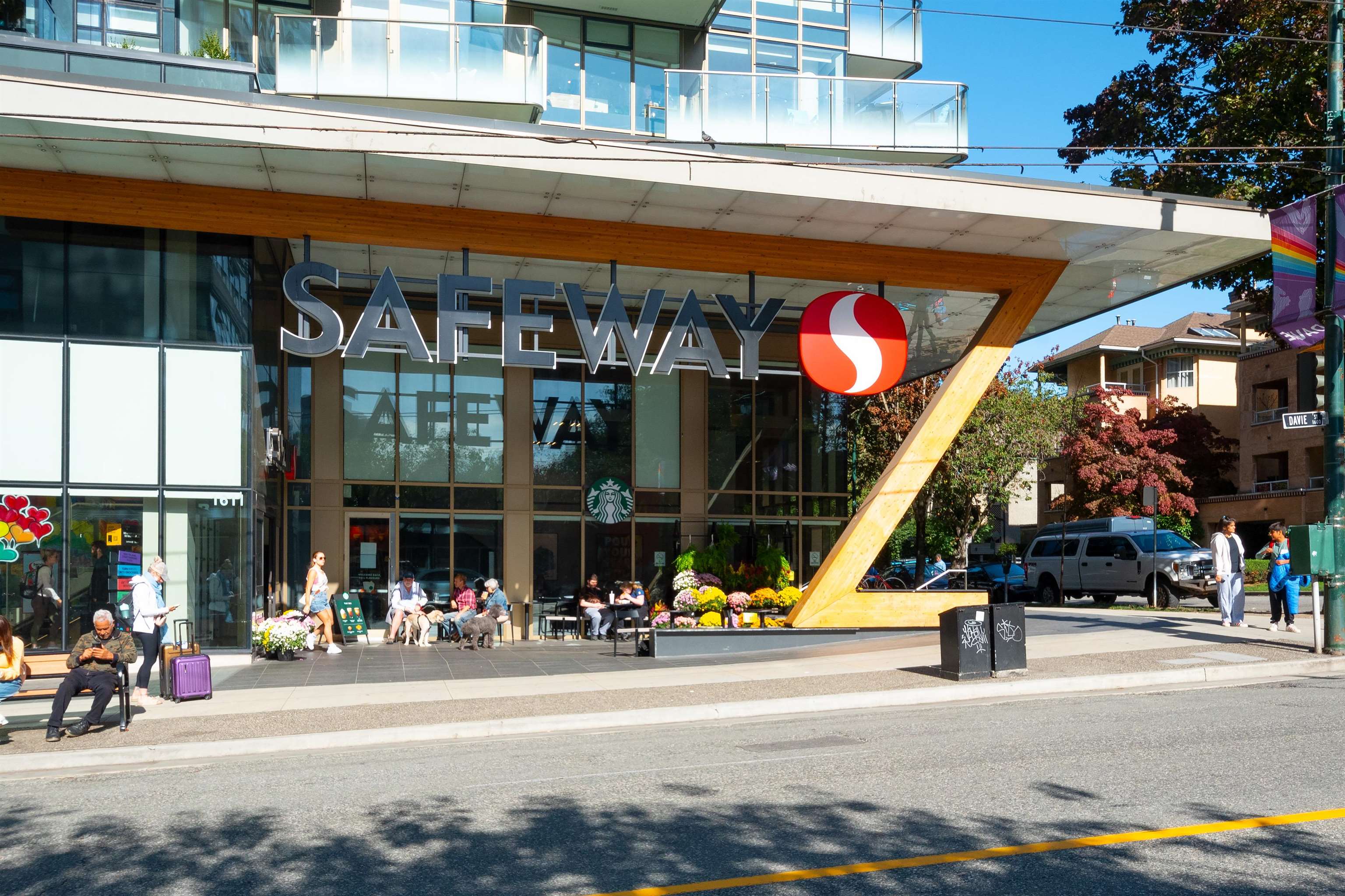 903 1251 Cardero Street, Vancouver 16