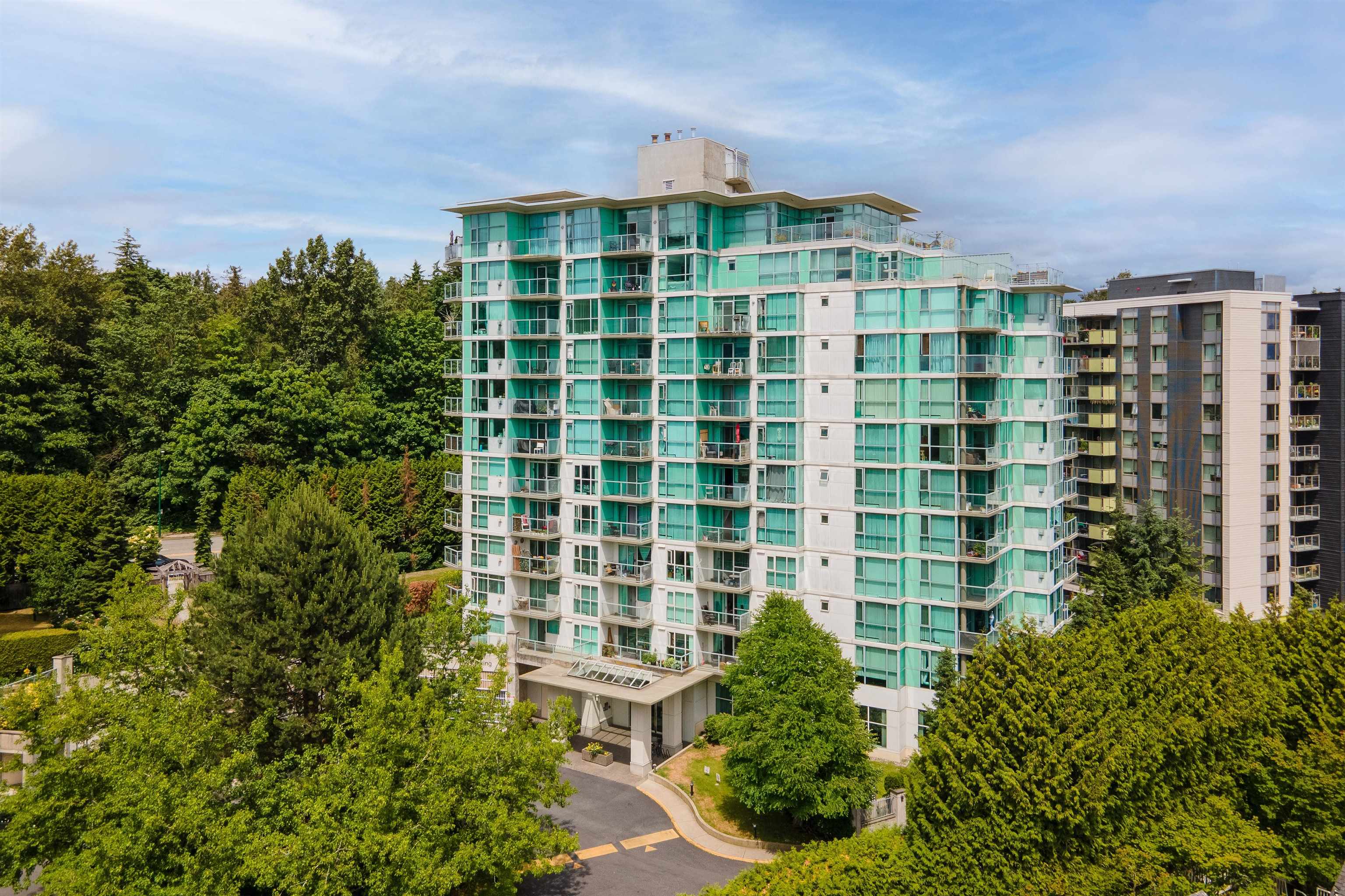 1107 2763 Chandlery Place, Vancouver 3