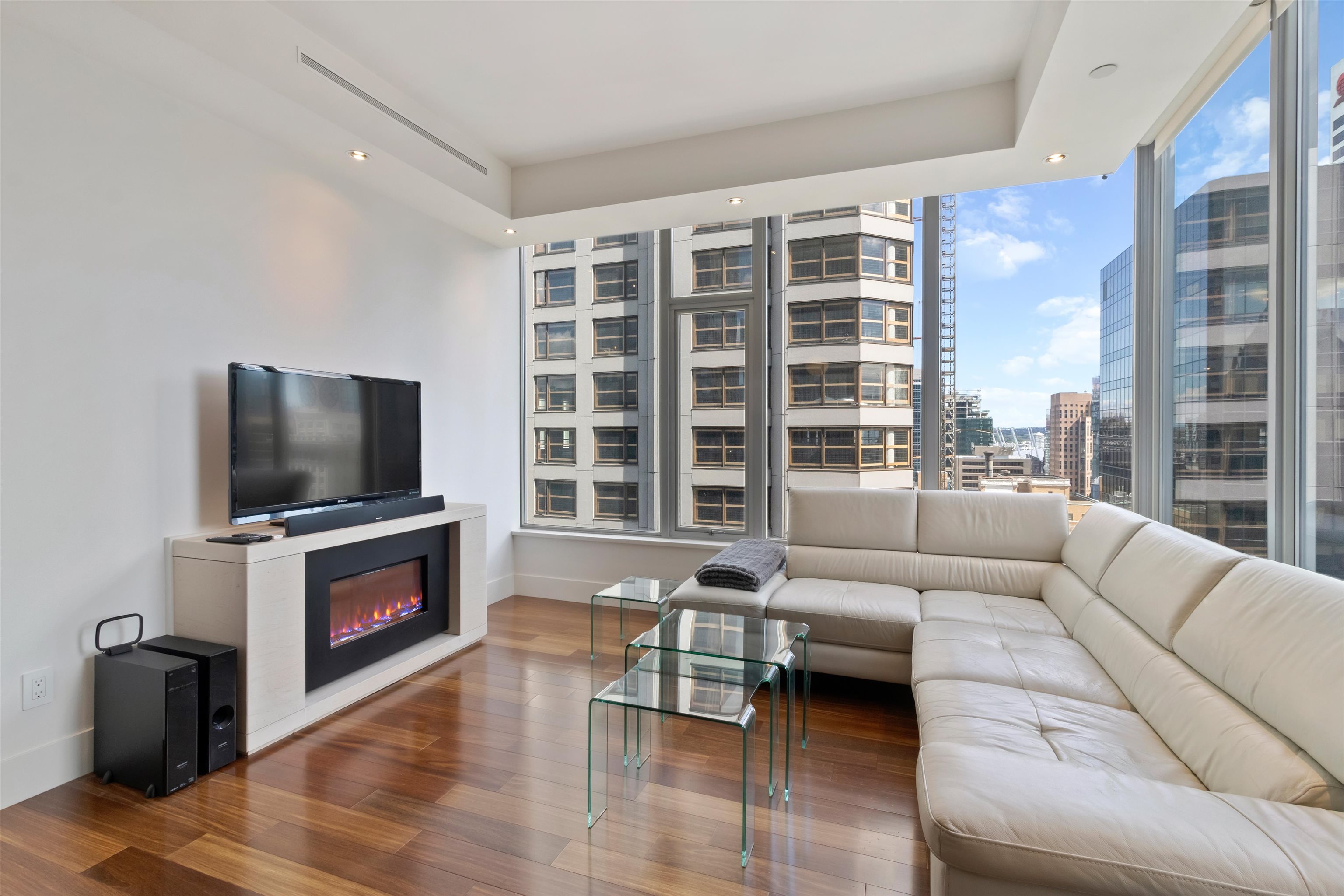 1804 667 Howe Street, Vancouver 6