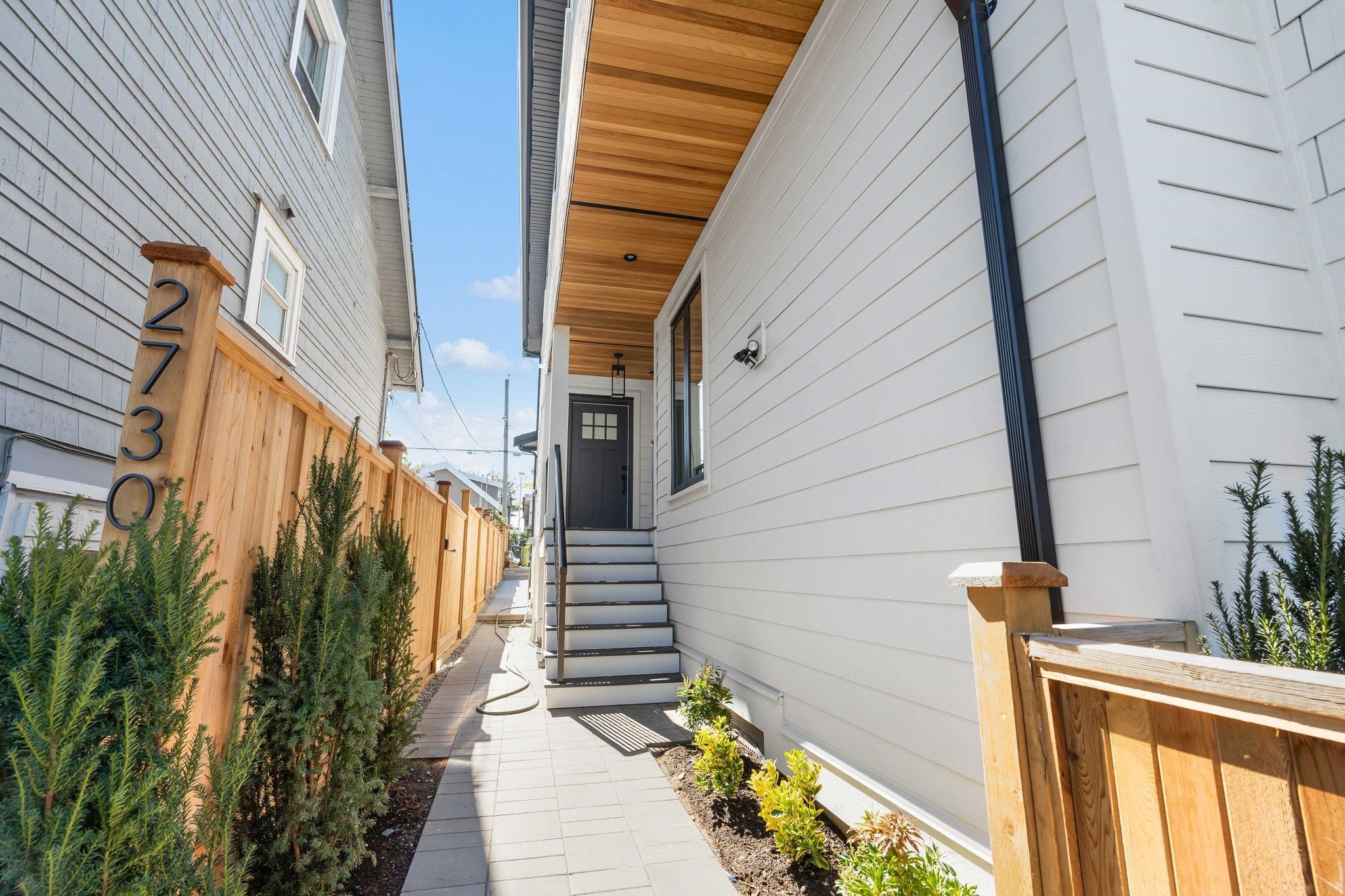 2730 Kitchener Street, Vancouver 21