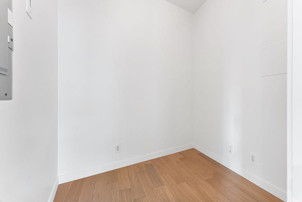 2704 1189 Melville Street, Vancouver 15